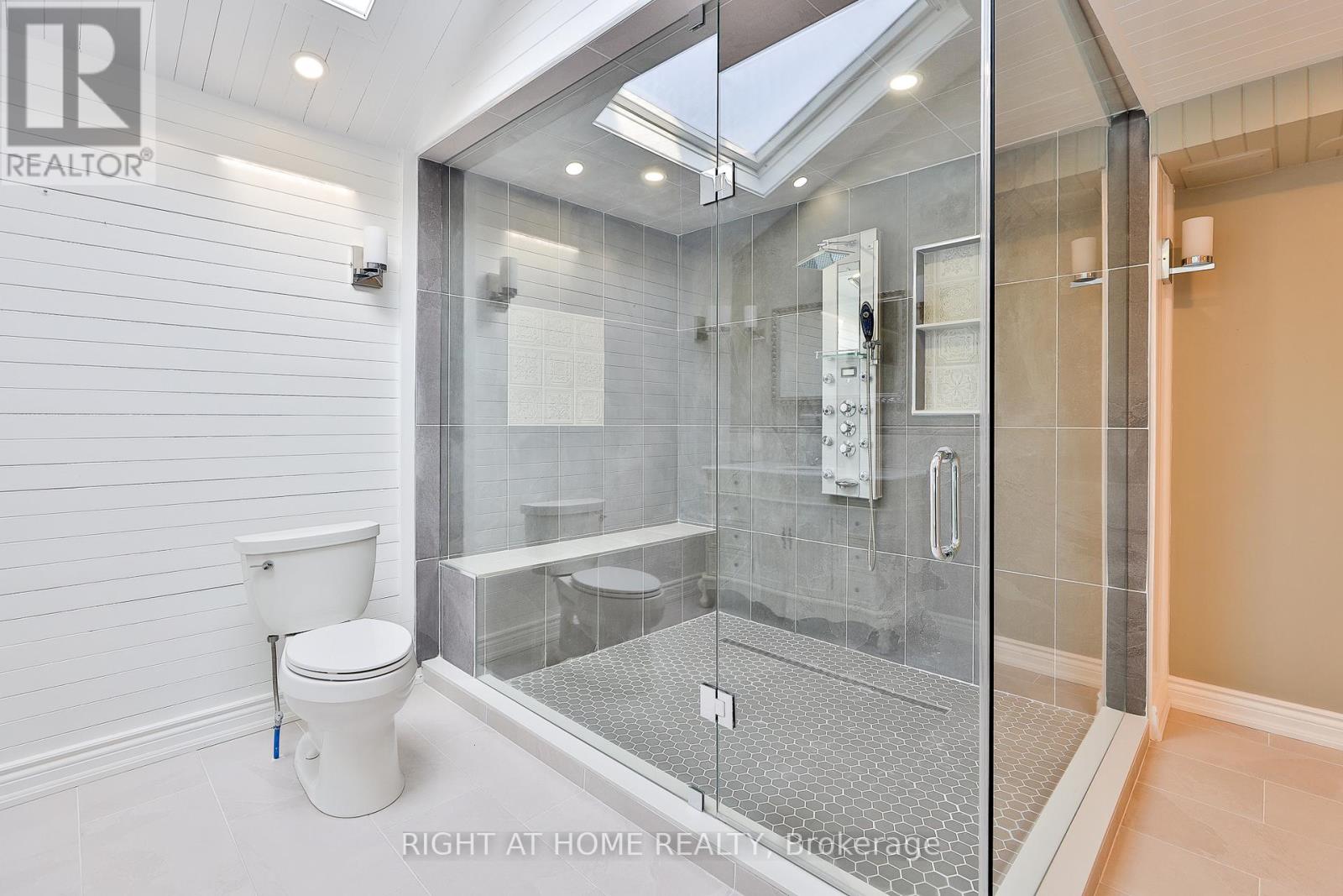 1901 Spruce Hill Road, Pickering, Ontario  L1V 1S6 - Photo 17 - E12341083