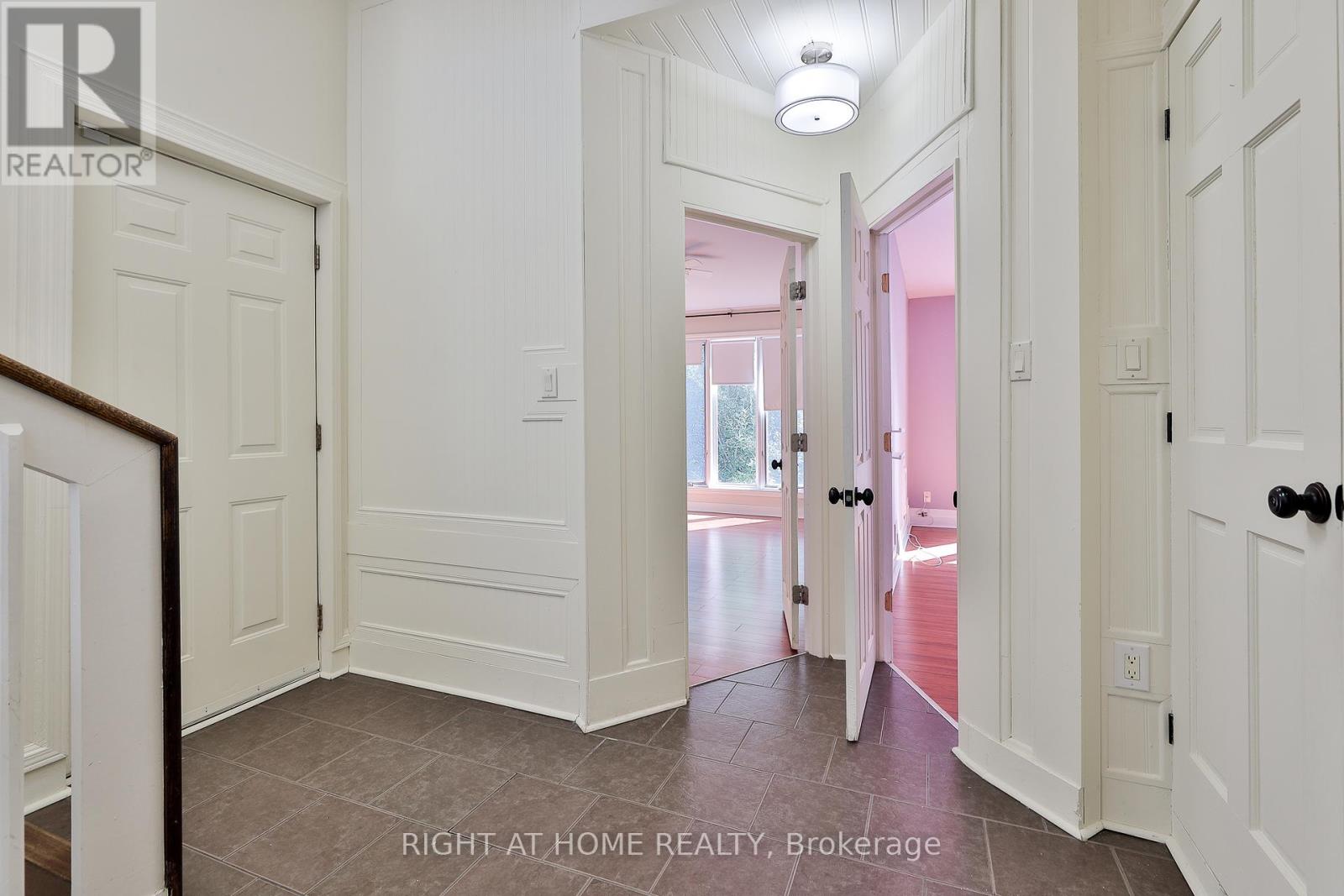 1901 Spruce Hill Road, Pickering, Ontario  L1V 1S6 - Photo 29 - E12341083