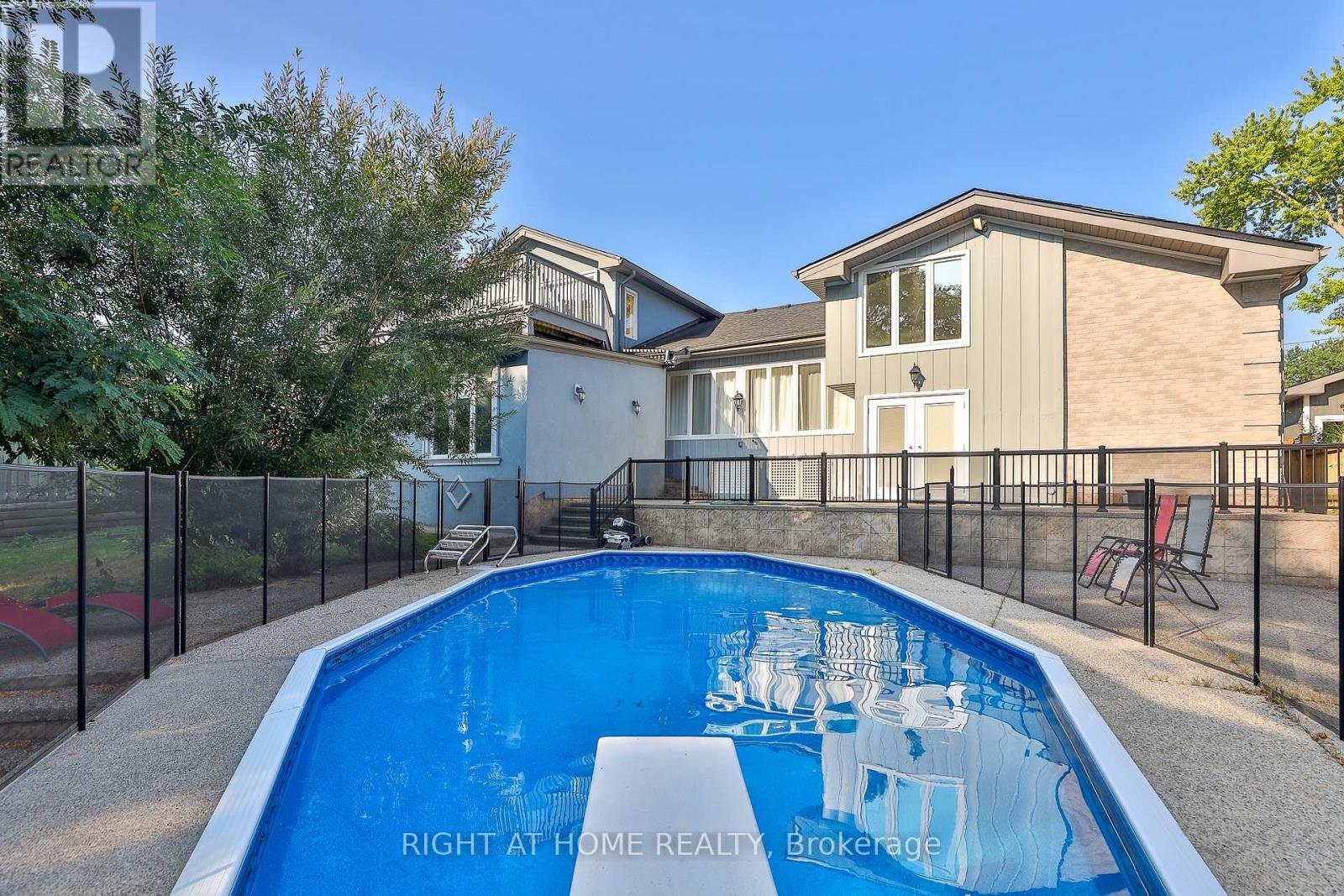 1901 Spruce Hill Road, Pickering, Ontario  L1V 1S6 - Photo 40 - E12341083