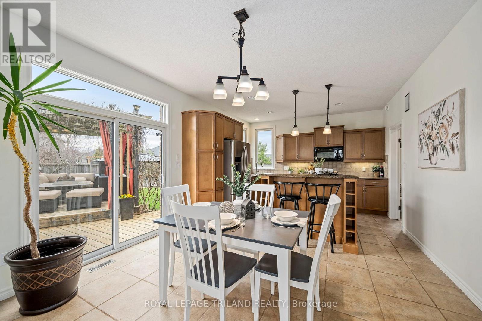 19 Chamberlain Court, St. Thomas, Ontario  N5R 0A4 - Photo 15 - X12224970
