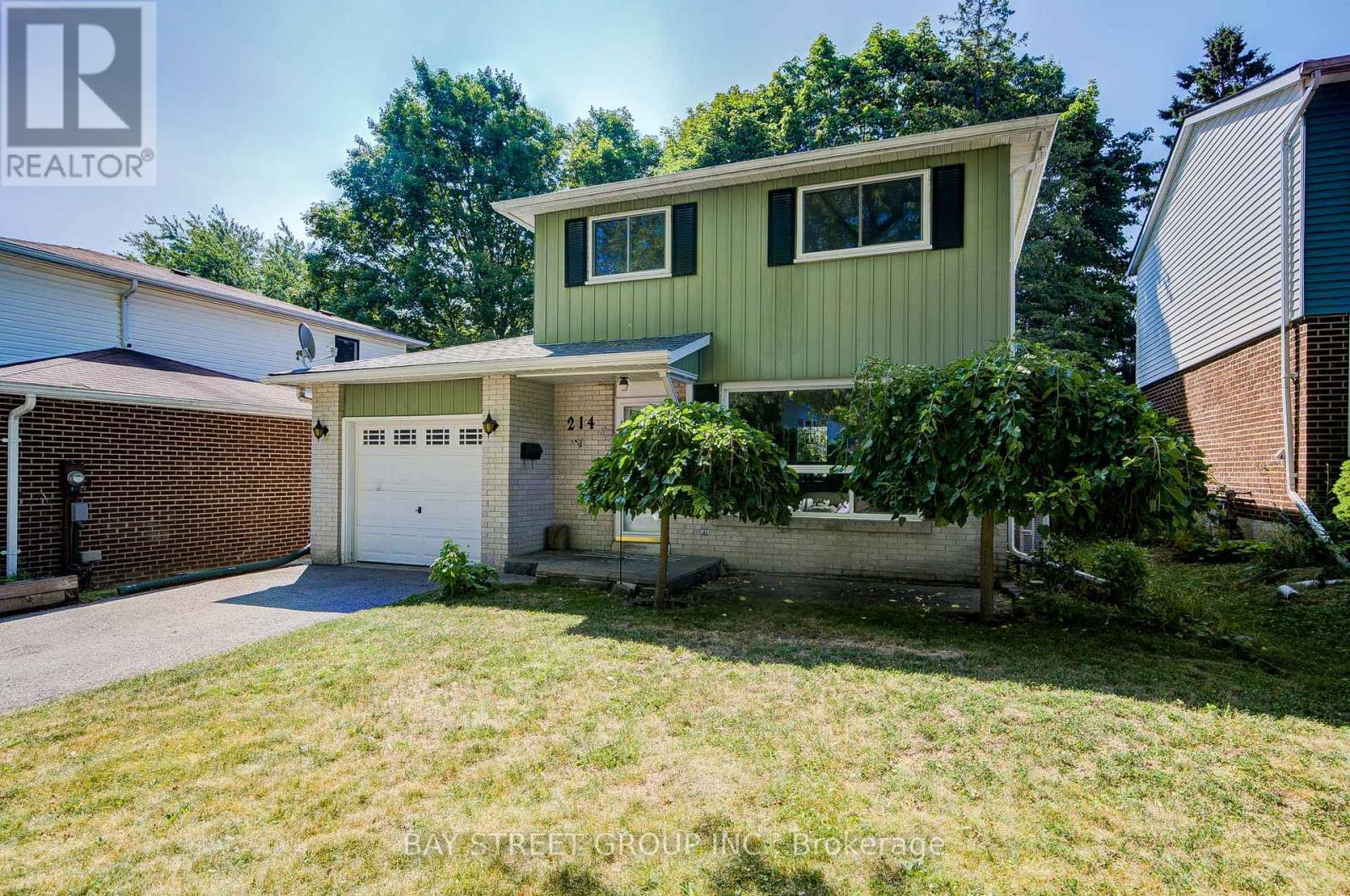 Property at 214 WILLIAM ROE BOULEVARD image 1