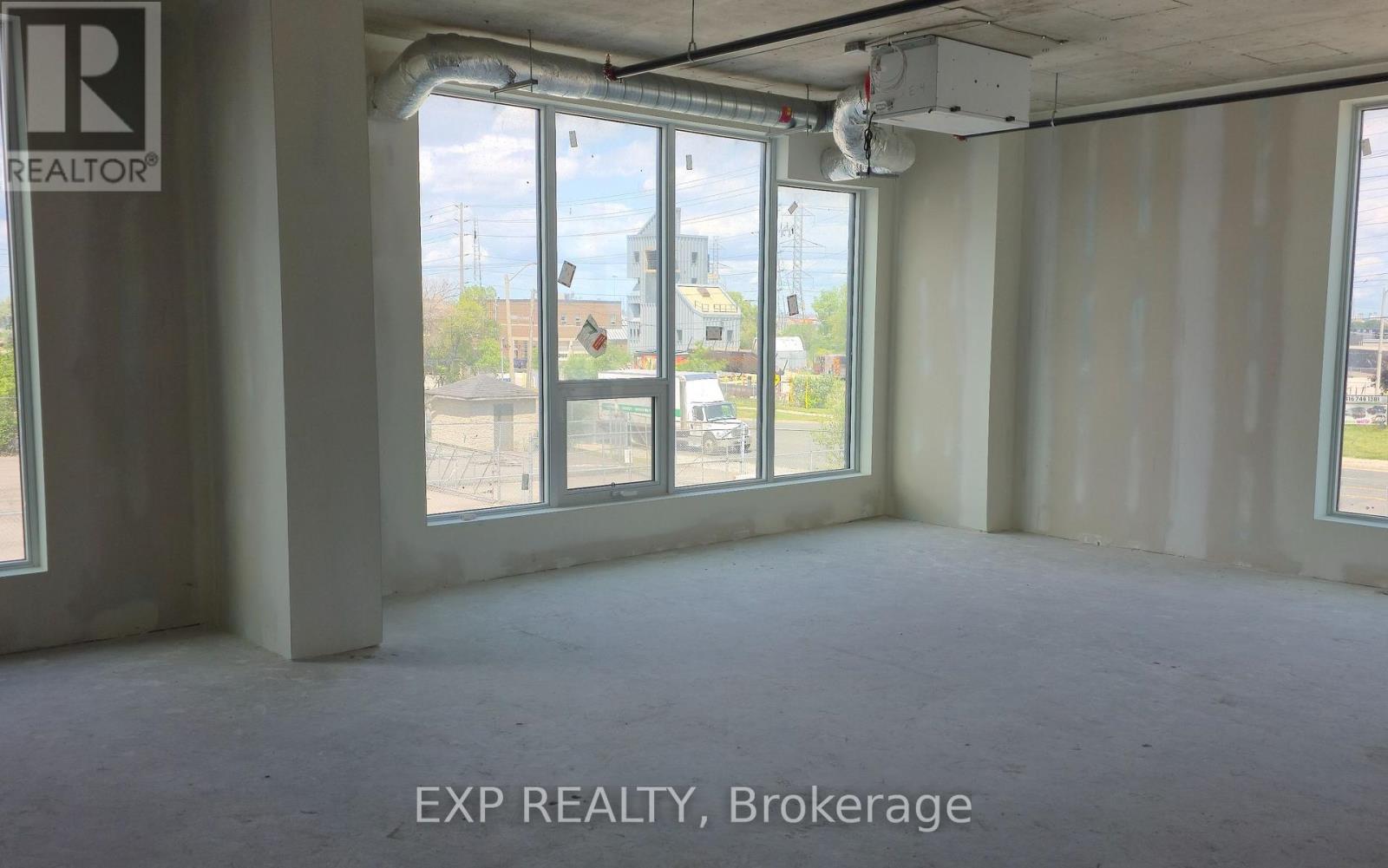 115 - 600 Dixon Road, Toronto, Ontario  M9W 1J1 - Photo 10 - W12341102