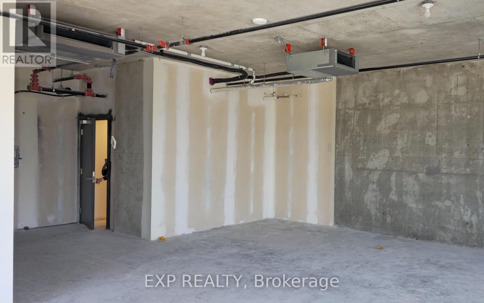 115 - 600 Dixon Road, Toronto, Ontario  M9W 1J1 - Photo 11 - W12341102