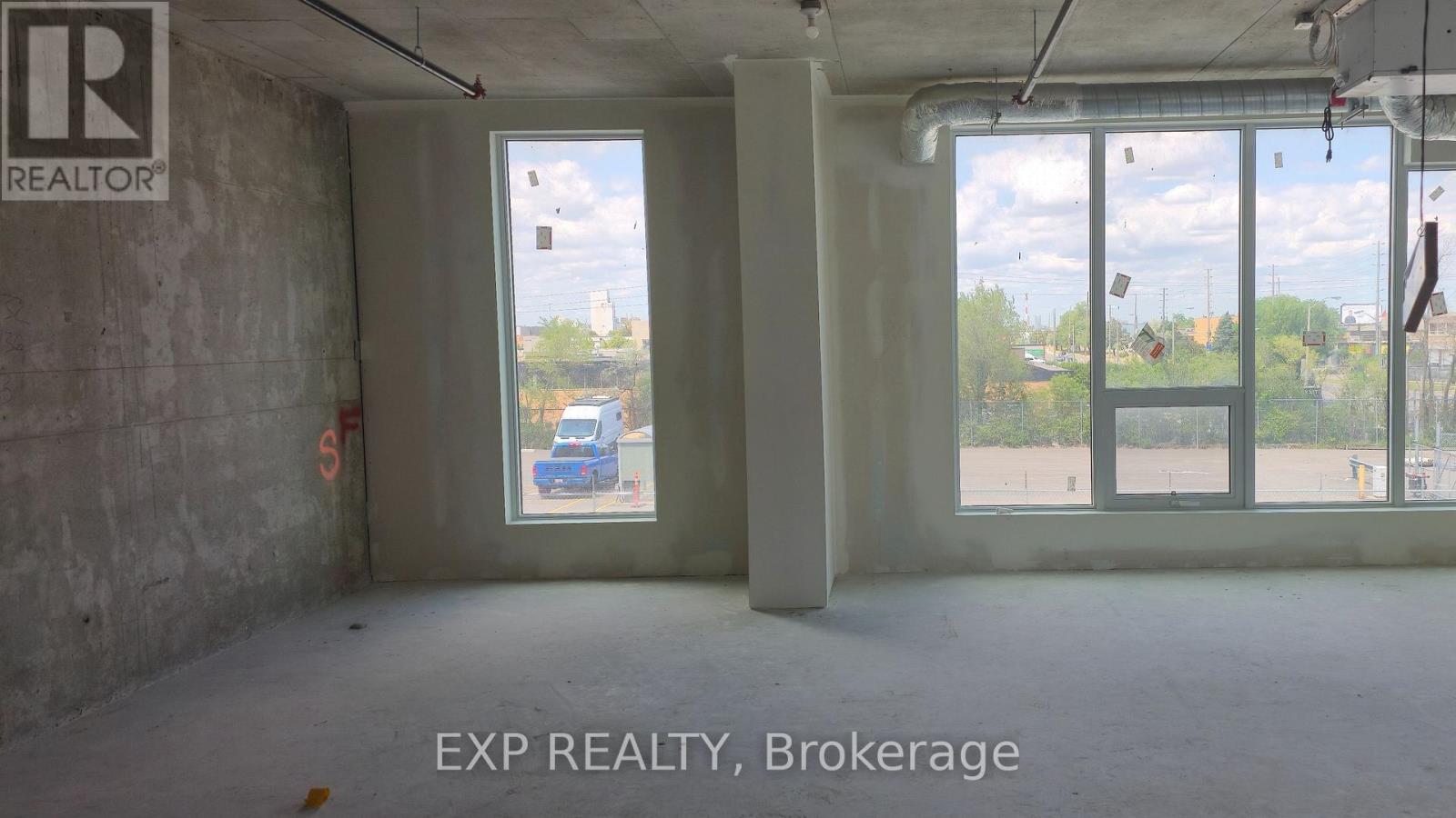 115 - 600 Dixon Road, Toronto (West Humber-Clairville), Ontario  M9W 1J1 - Photo 7 - W12341103