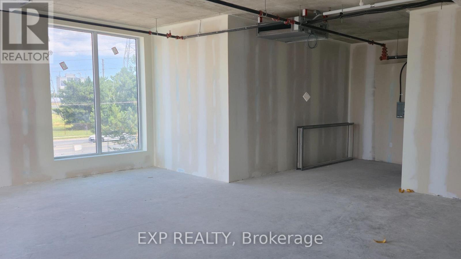 115 - 600 Dixon Road, Toronto (West Humber-Clairville), Ontario  M9W 1J1 - Photo 8 - W12341103