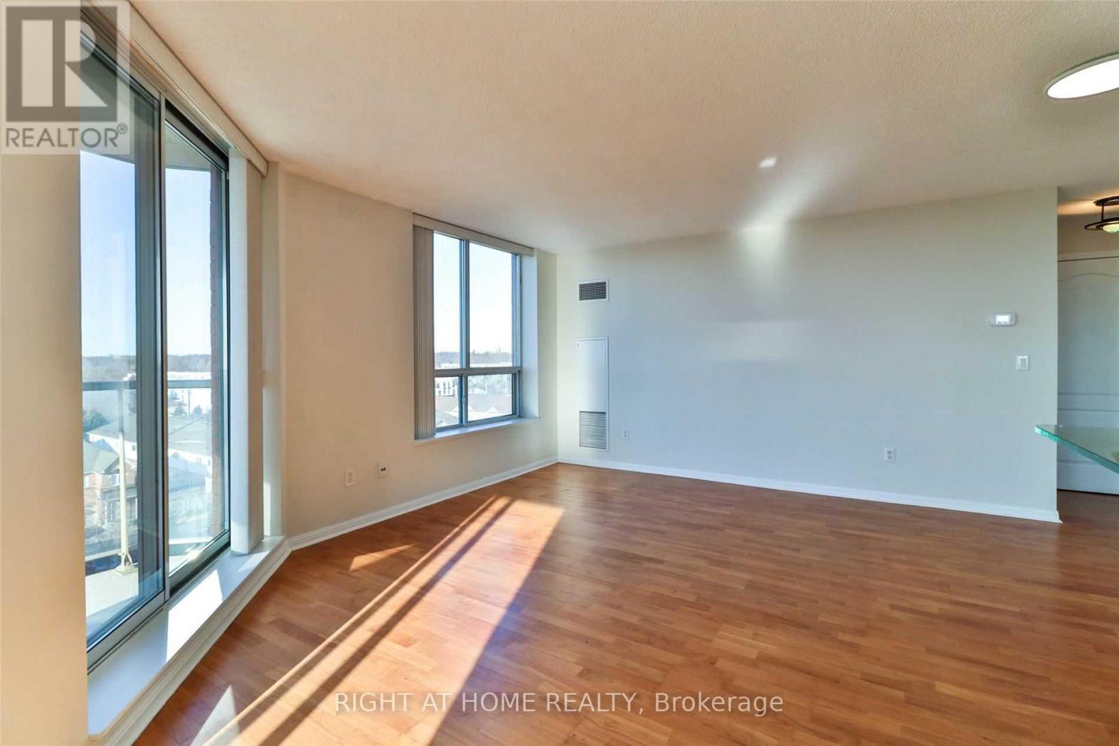 705 - 1140 Parkwest Place, Mississauga, Ontario  L5E 3K9 - Photo 15 - W12341142