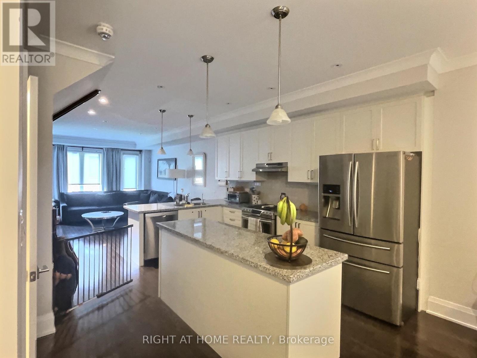 Property at 596 MERMAID CRESCENT image 3