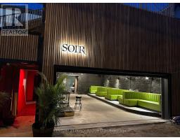 81 ELM GROVE W, Toronto, Ontario