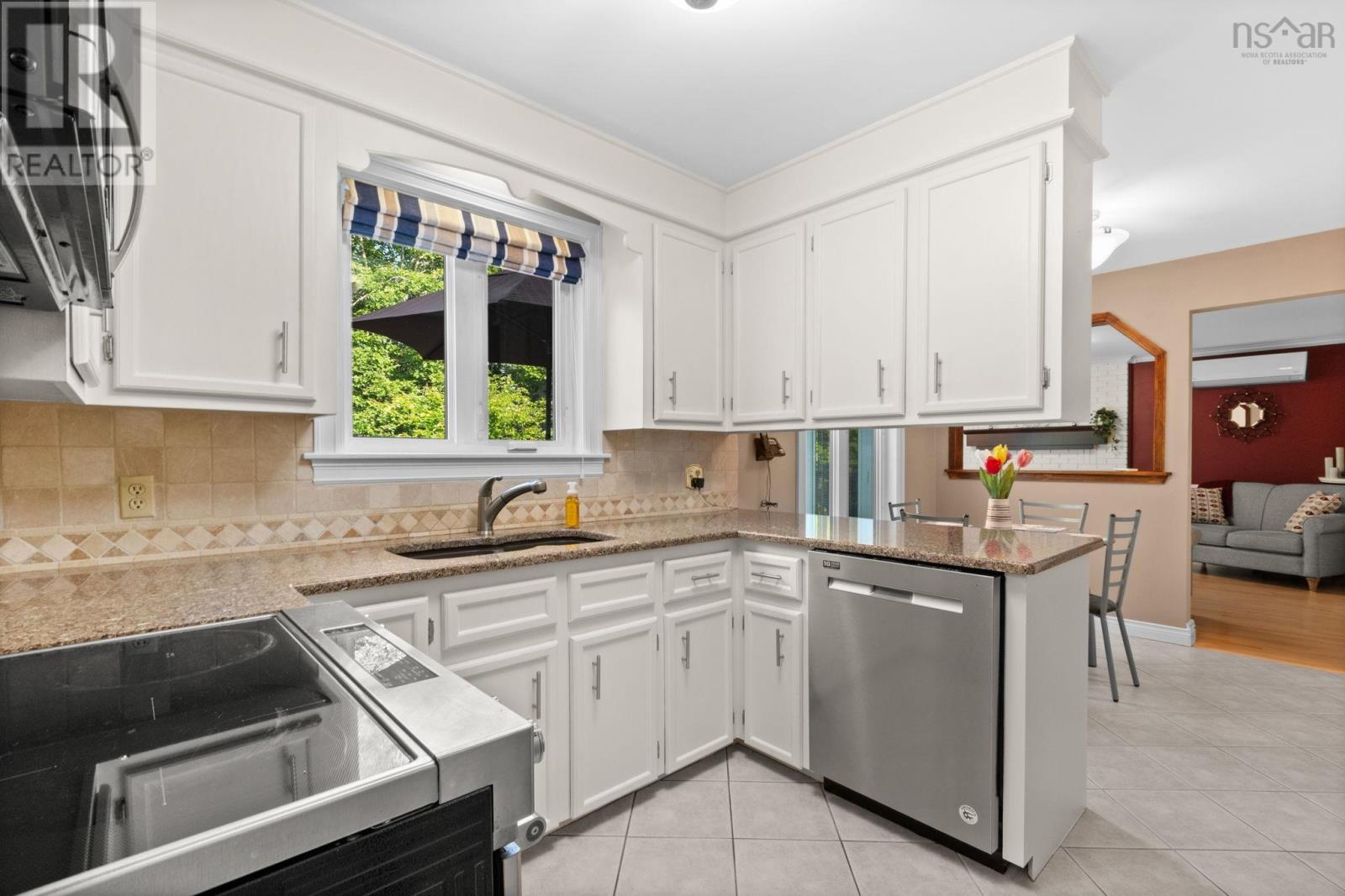54 Riverview Crescent, Bedford, Nova Scotia  B4A 2X4 - Photo 13 - 202520438