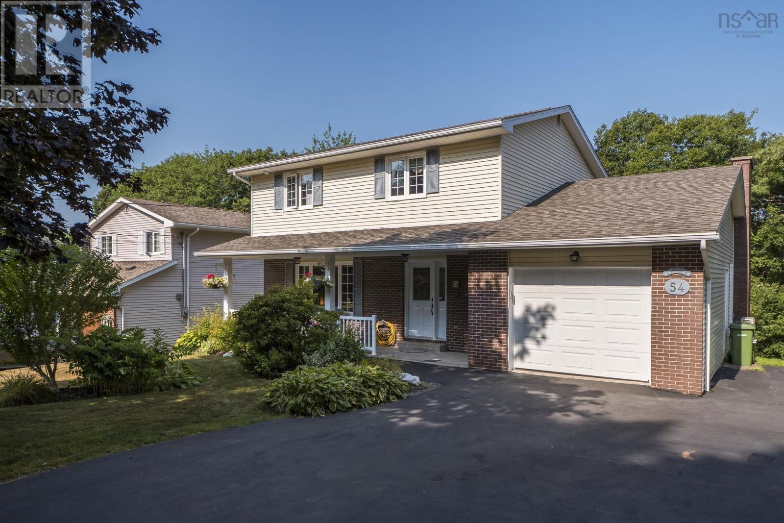 54 Riverview Crescent, Bedford, Nova Scotia  B4A 2X4 - Photo 2 - 202520438