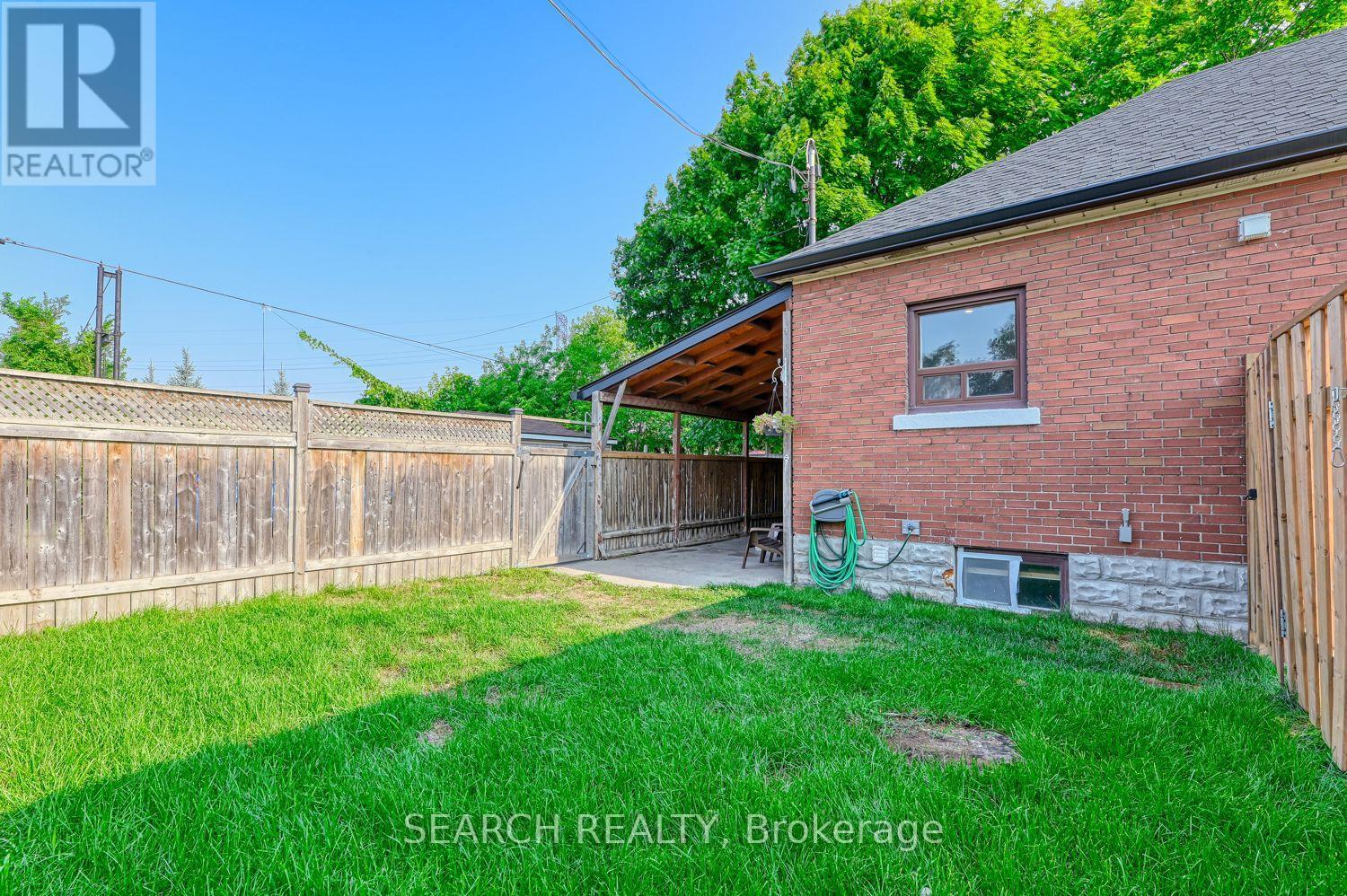 1 - 701 Brighton Avenue, Hamilton, Ontario  L8H 6H5 - Photo 15 - X12341062