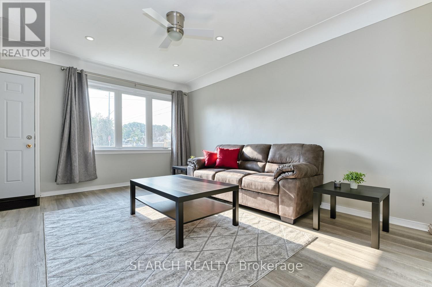 1 - 701 Brighton Avenue, Hamilton, Ontario  L8H 6H5 - Photo 4 - X12341062