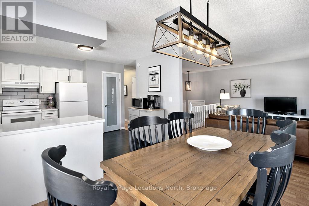33 Blake Street, Meaford, Ontario  N4L 1E9 - Photo 4 - X12341459
