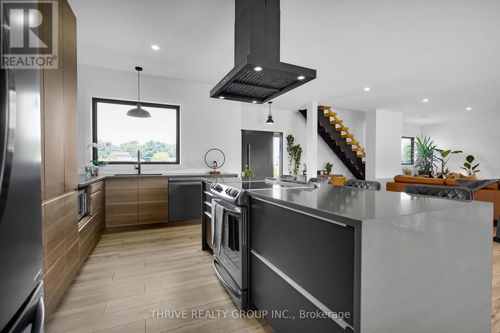 36333 Talbot Line, Southwold, Ontario  N0L 2E0 - Photo 16 - X12341531