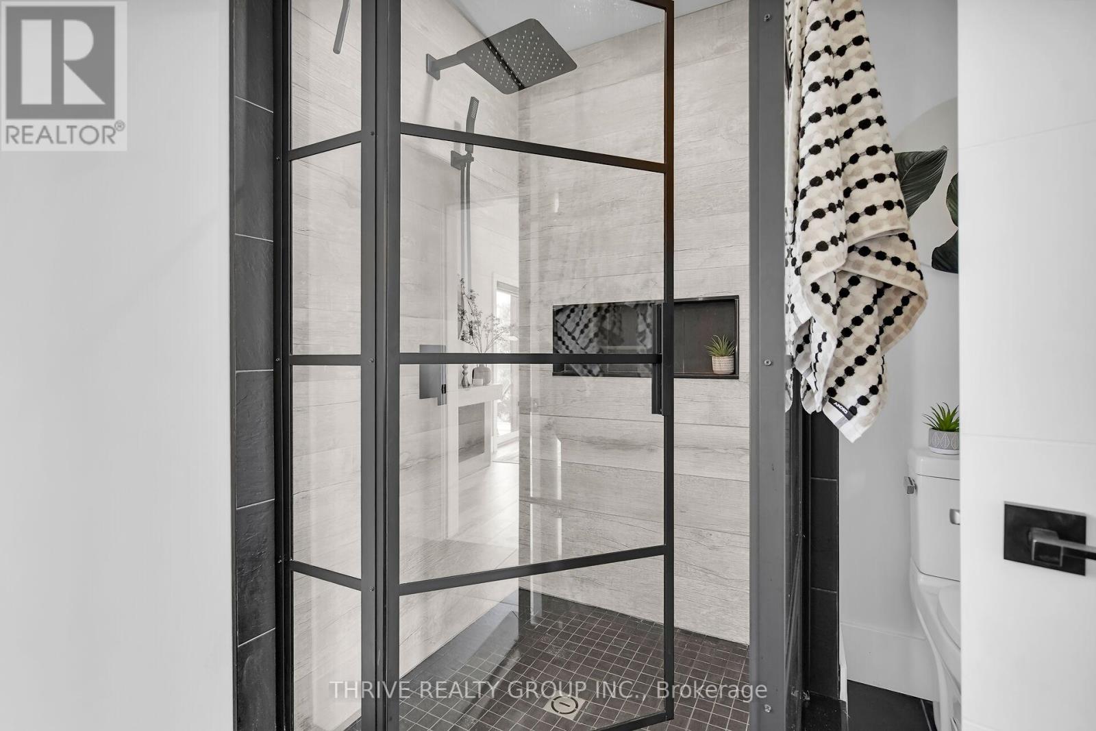 36333 Talbot Line, Southwold, Ontario  N0L 2E0 - Photo 22 - X12341531
