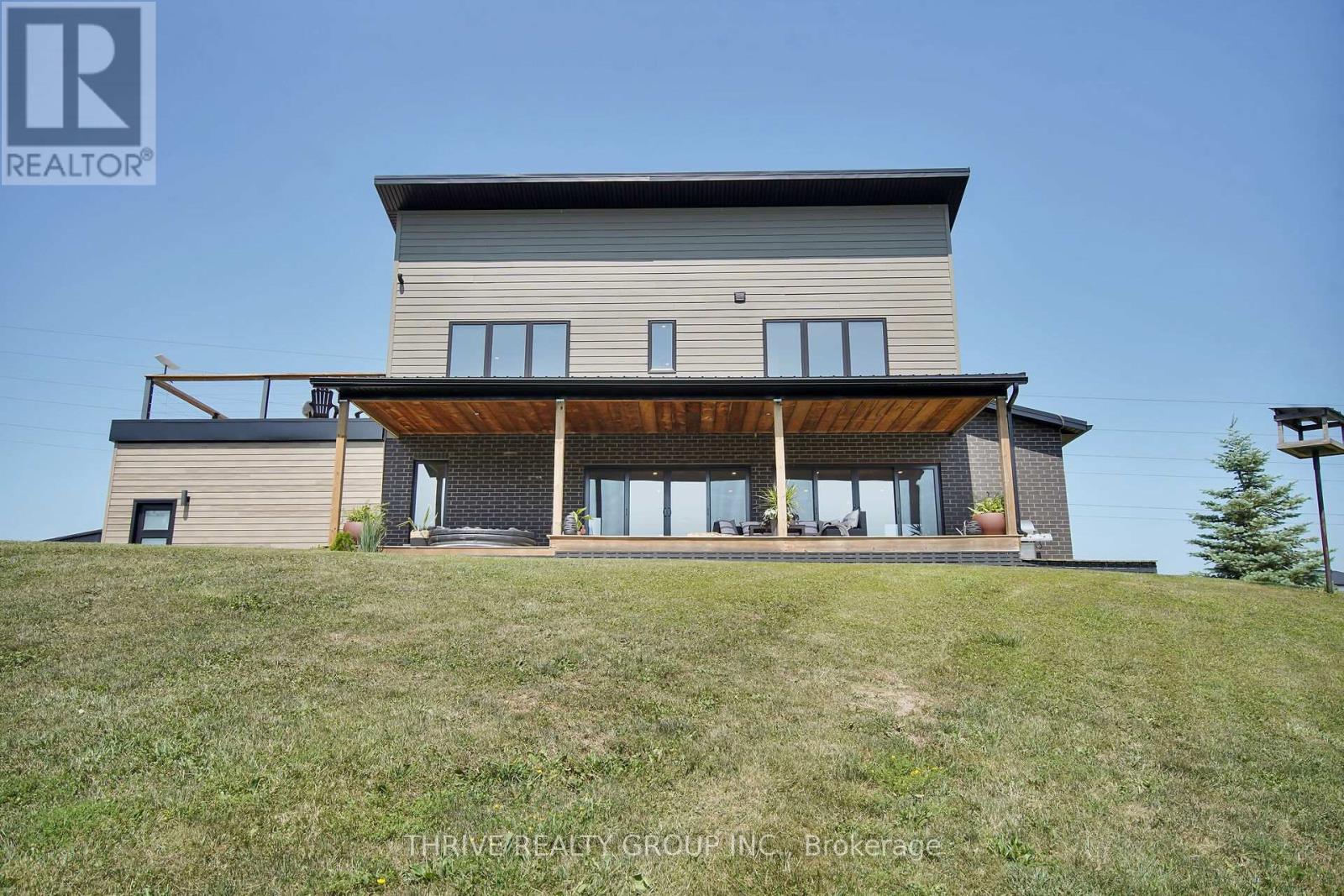 36333 Talbot Line, Southwold, Ontario  N0L 2E0 - Photo 42 - X12341531
