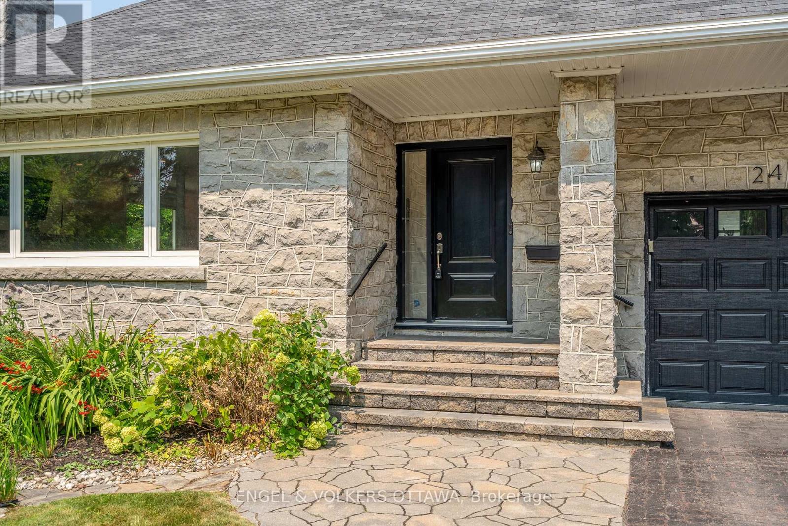 Property at 249 FAIRCREST ROAD image 2