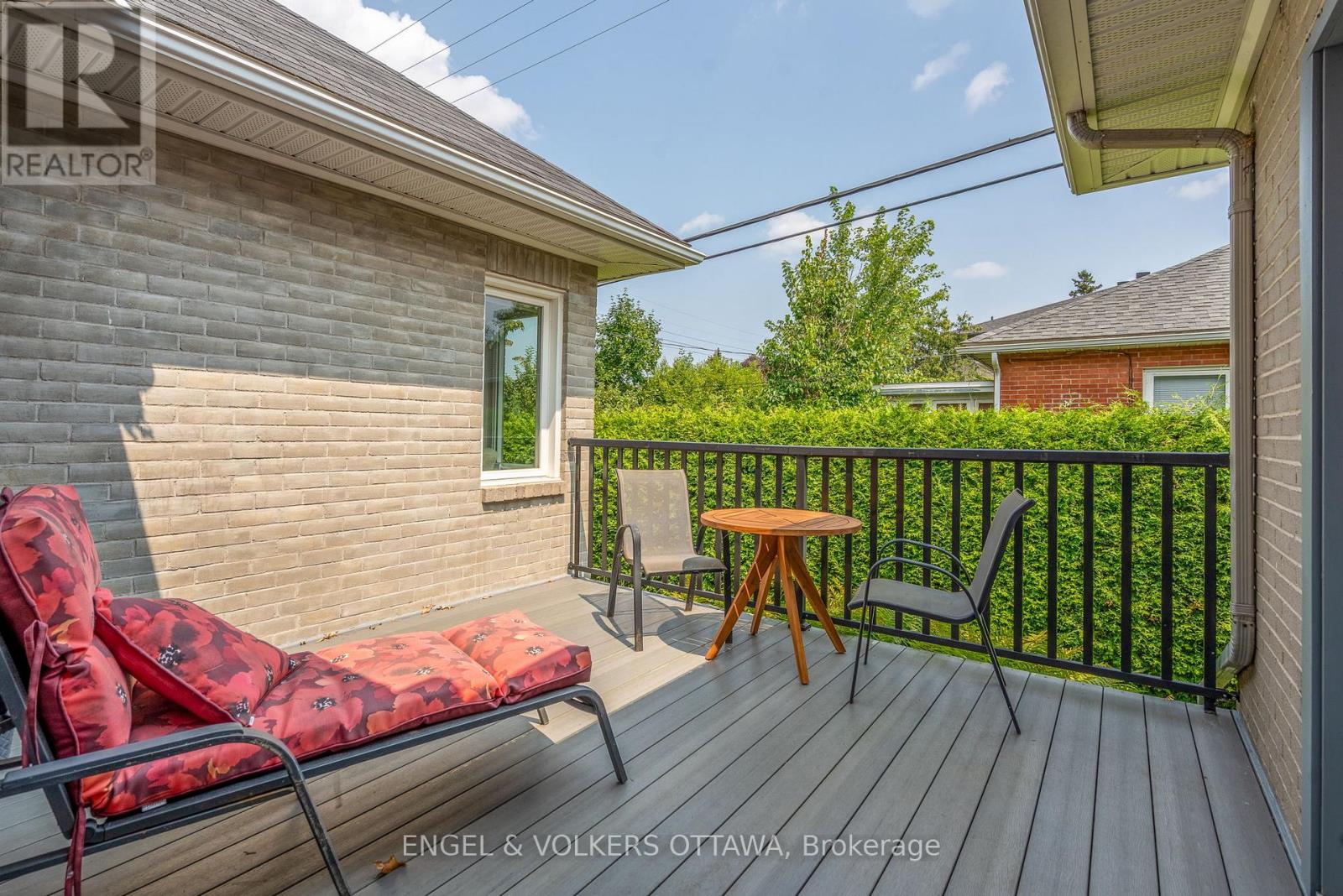249 Faircrest Road, Ottawa, Ontario  K1H 5C9 - Photo 30 - X12341518
