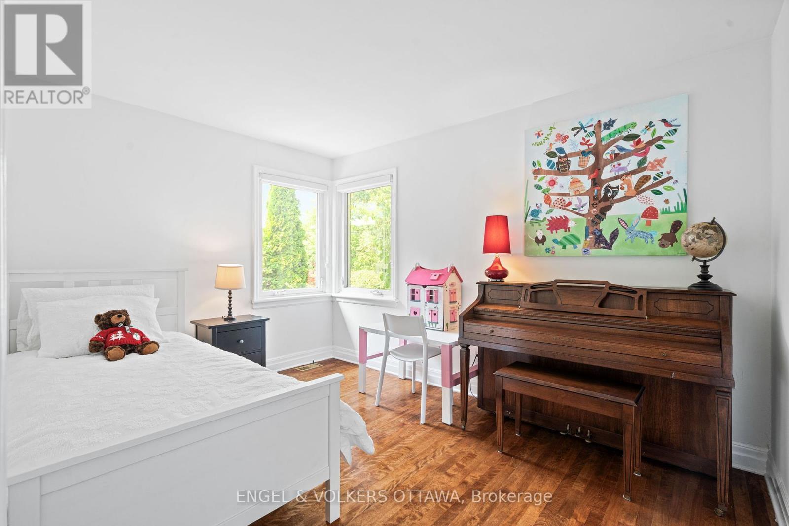 249 Faircrest Road, Ottawa, Ontario  K1H 5C9 - Photo 32 - X12341518
