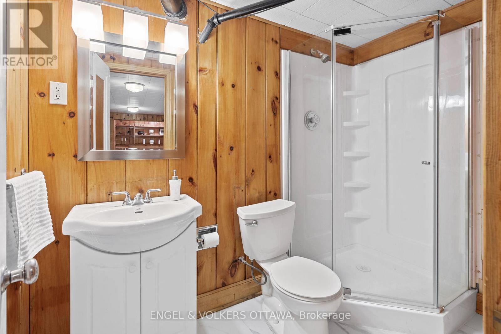 249 Faircrest Road, Ottawa, Ontario  K1H 5C9 - Photo 38 - X12341518