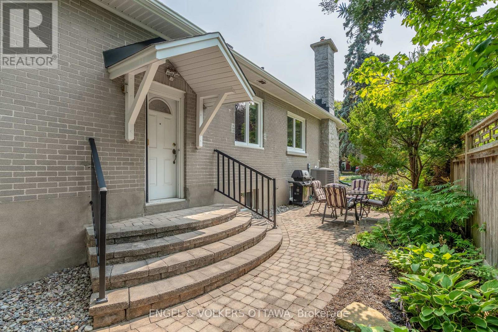 249 Faircrest Road, Ottawa, Ontario  K1H 5C9 - Photo 39 - X12341518