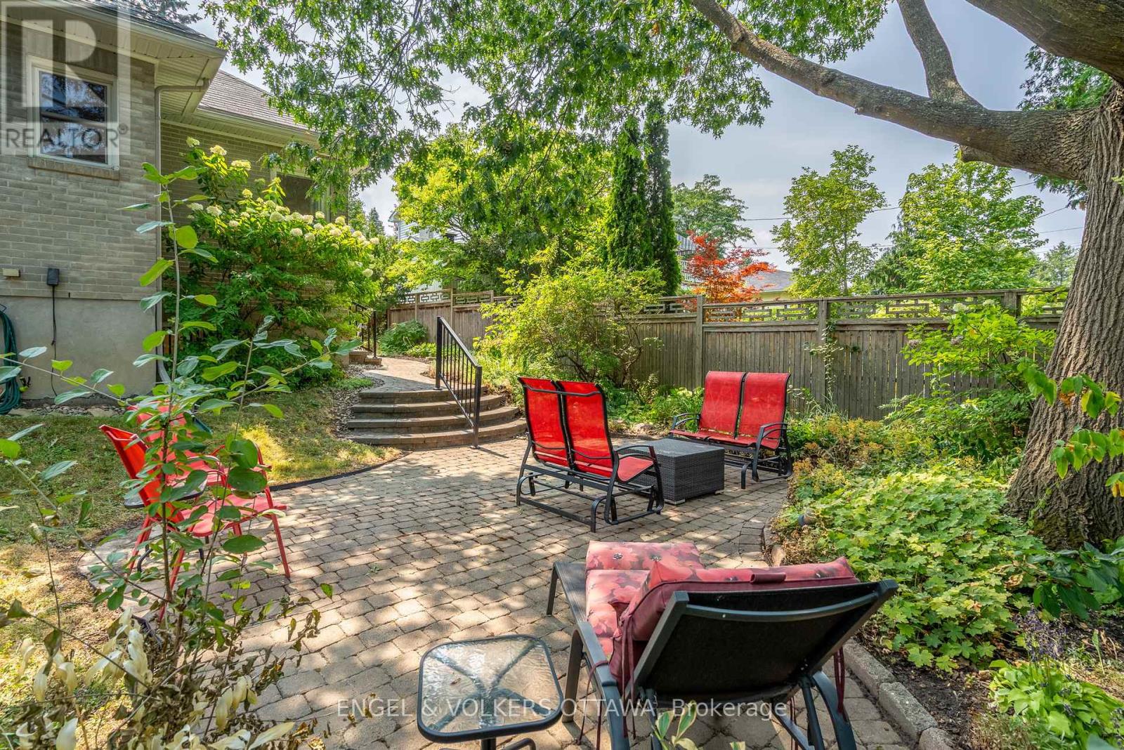 249 Faircrest Road, Ottawa, Ontario  K1H 5C9 - Photo 41 - X12341518