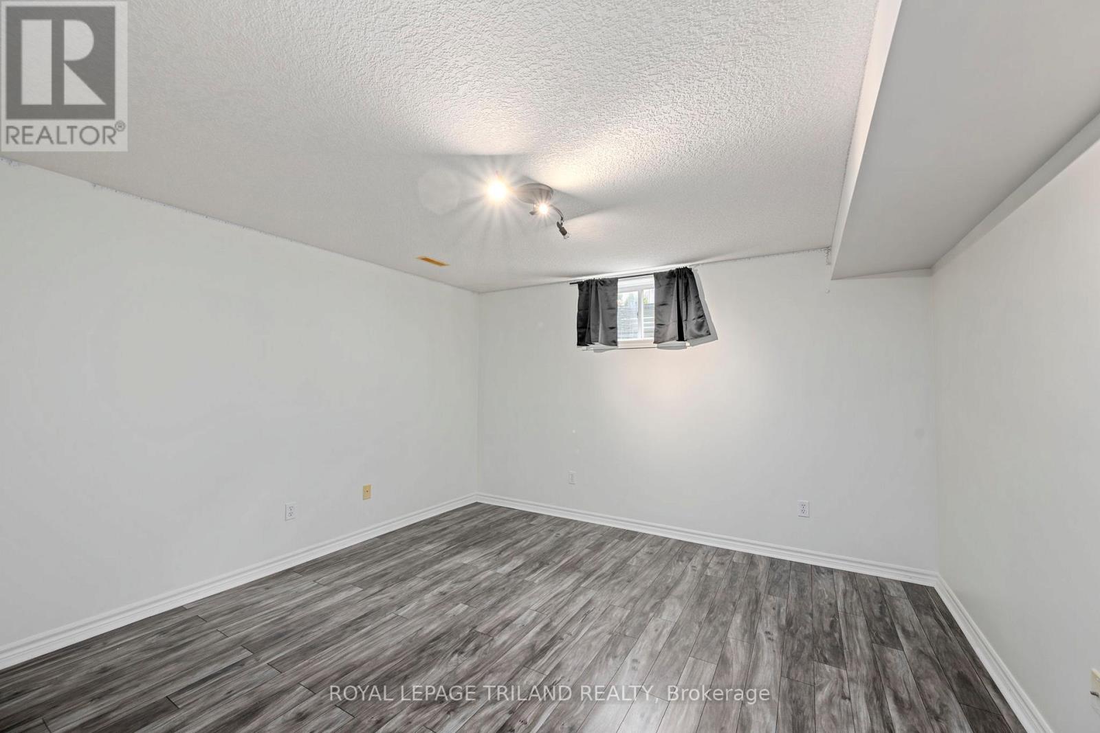 19 Chamberlain Court, St. Thomas, Ontario  N5R 0A4 - Photo 34 - X12224970