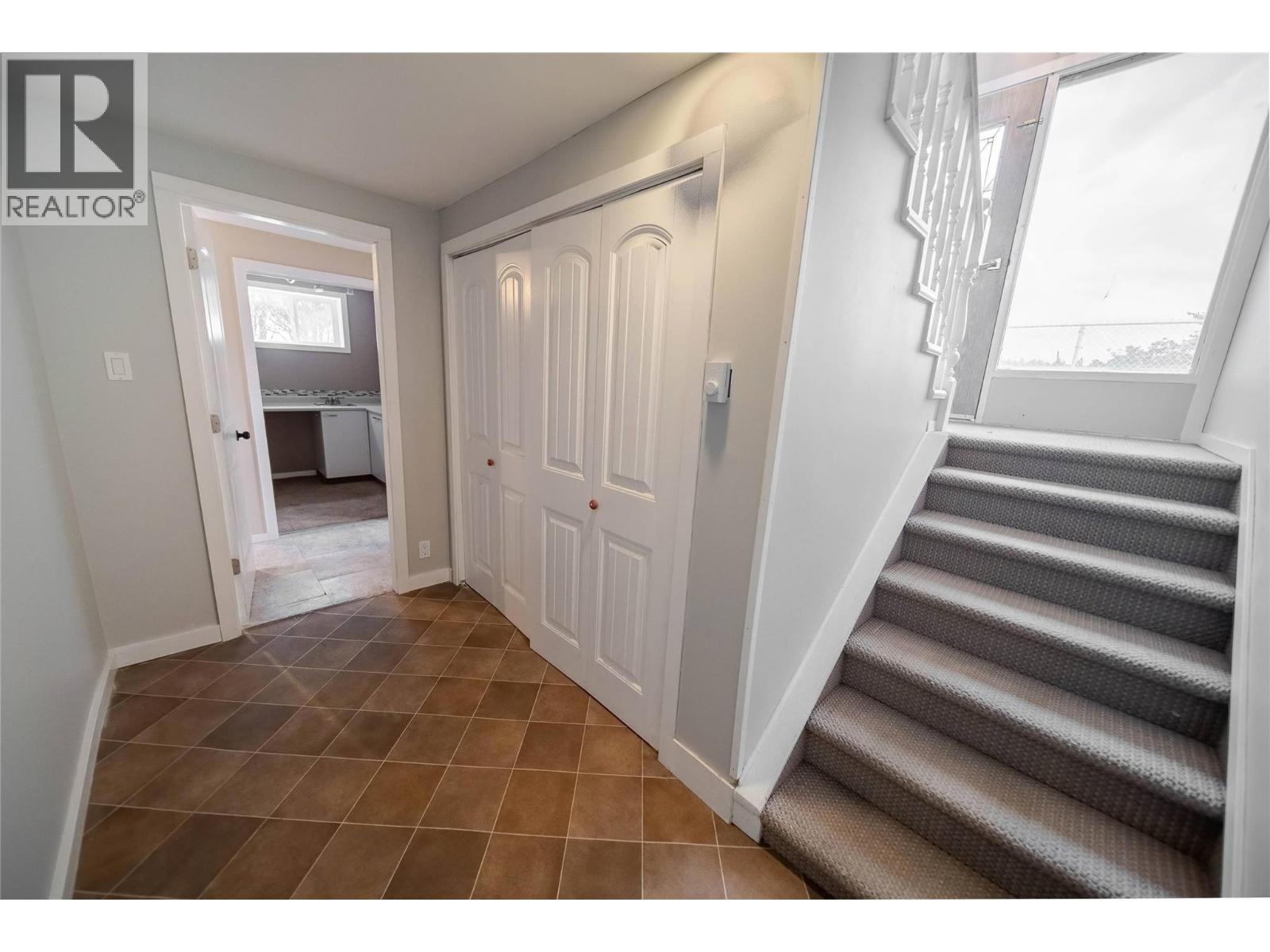 920 22nd Avenue S, Cranbrook, British Columbia  V1C 6Y7 - Photo 22 - 10359125