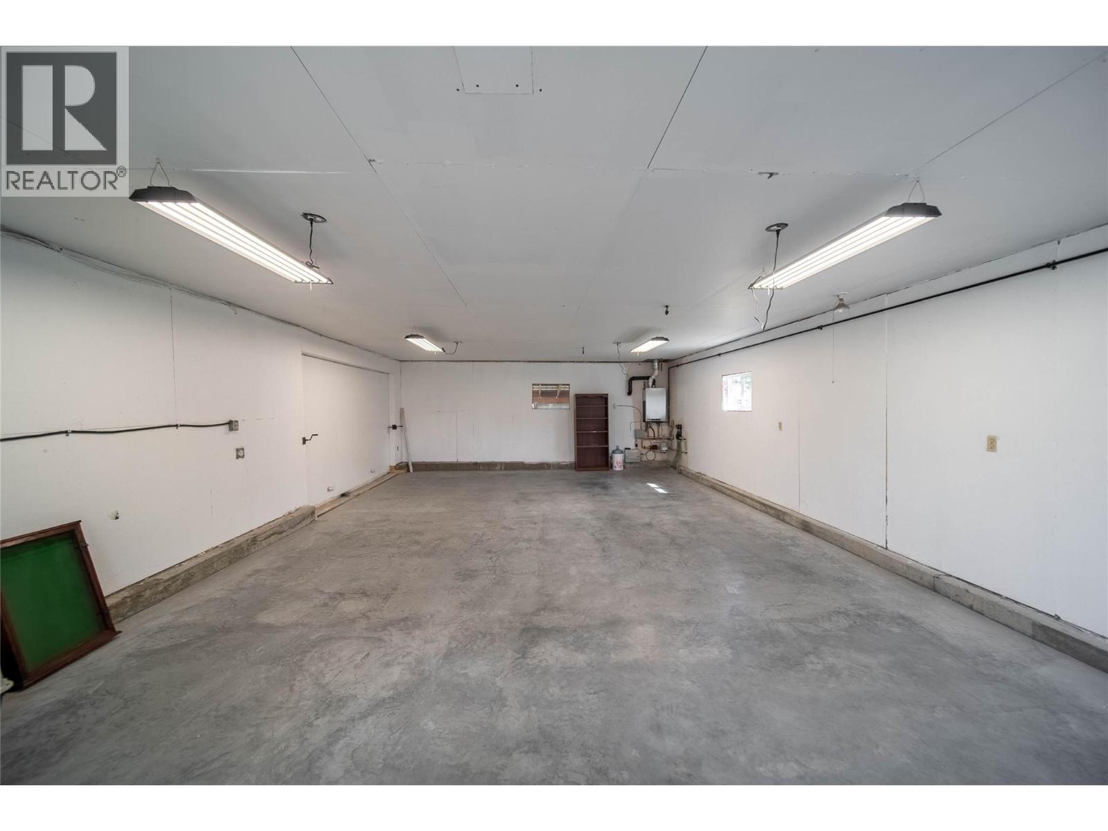 920 22nd Avenue S, Cranbrook, British Columbia  V1C 6Y7 - Photo 49 - 10359125