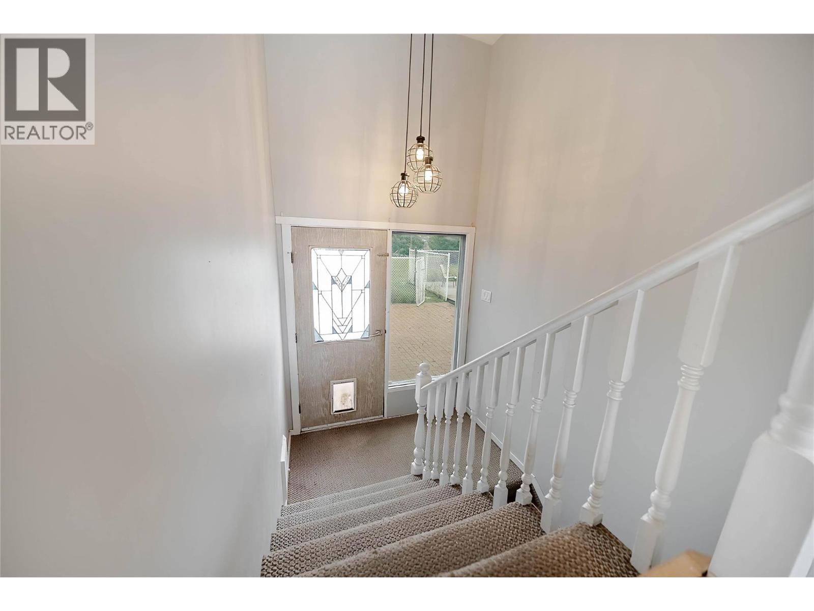 920 22nd Avenue S, Cranbrook, British Columbia  V1C 6Y7 - Photo 21 - 10359125