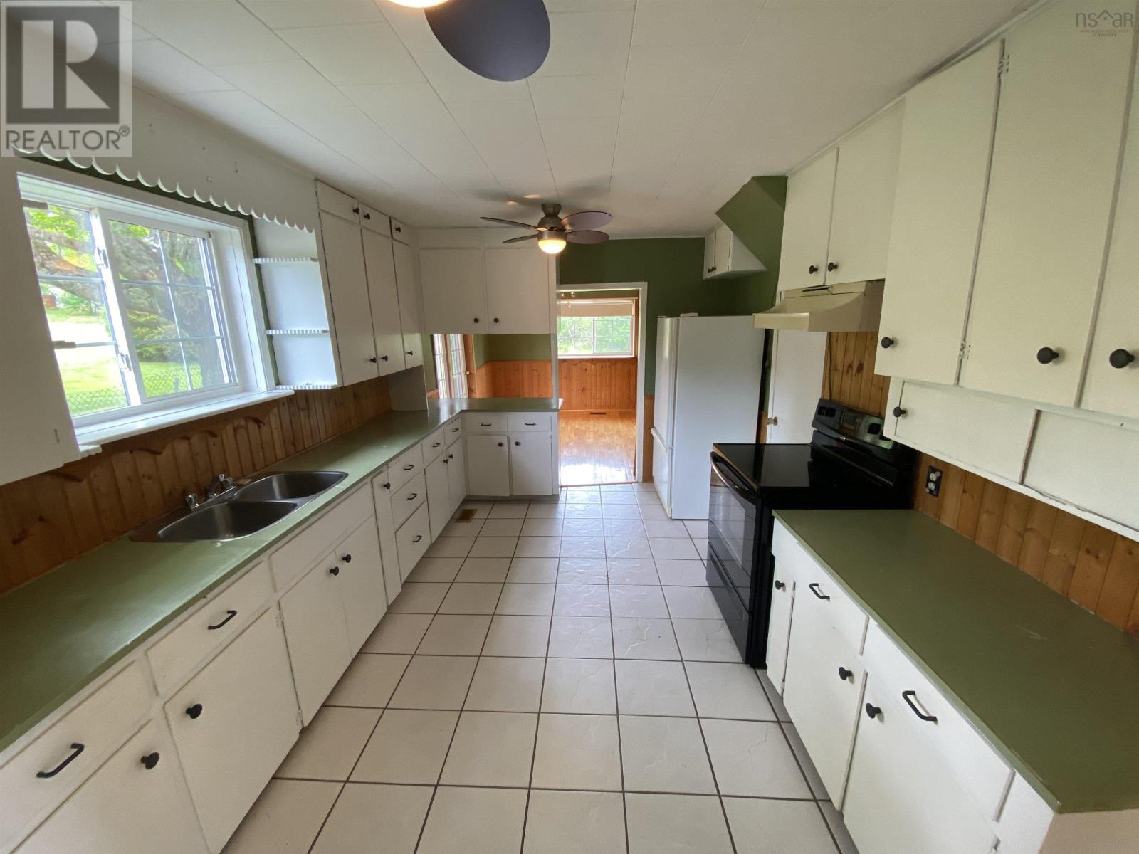 6918 Highway 215, Lower Selma, Nova Scotia  B0N 1T0 - Photo 15 - 202511745