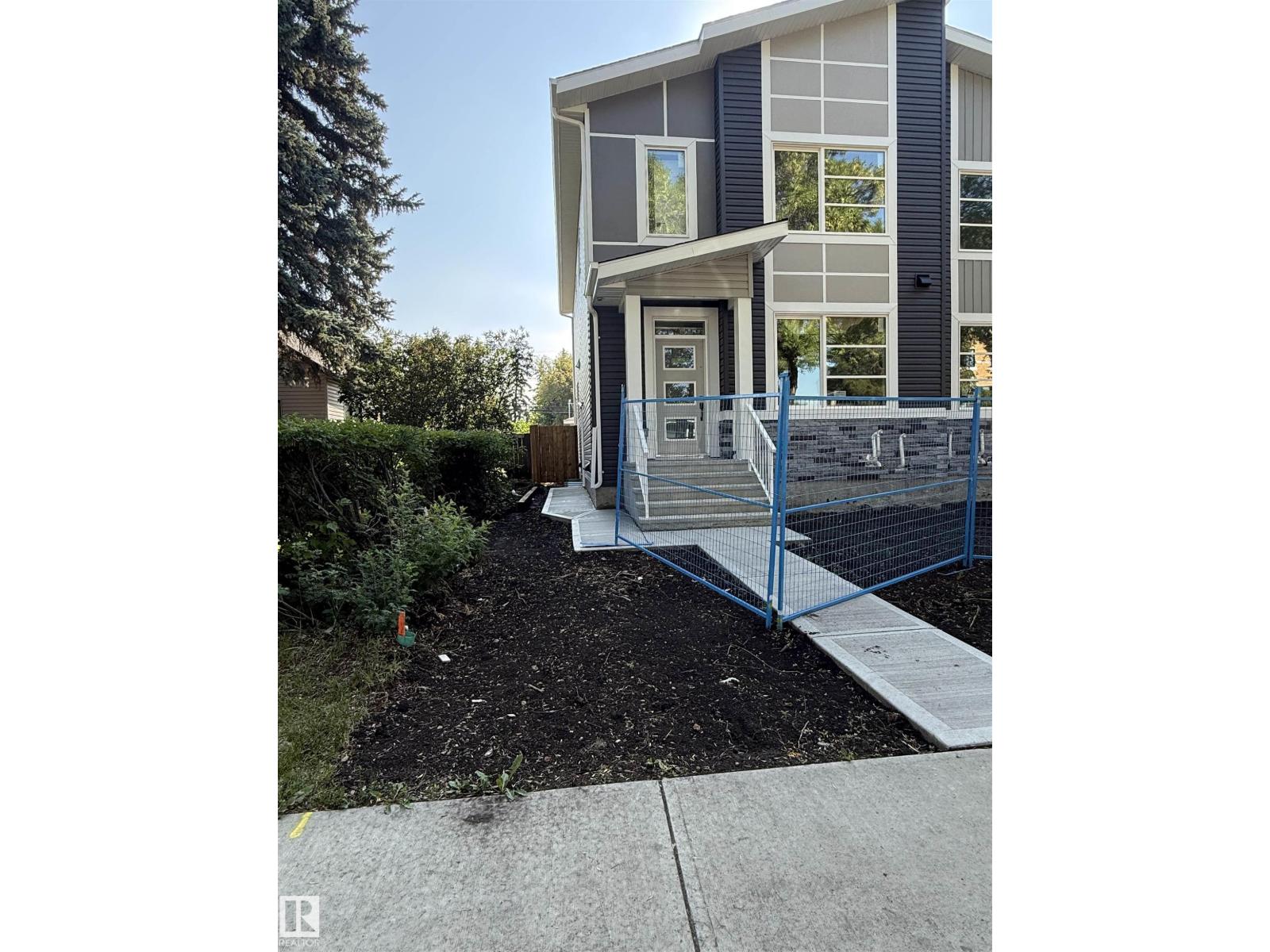 11927 123 St Nw, Edmonton, Alberta  T5L 0G9 - Photo 2 - E4449795