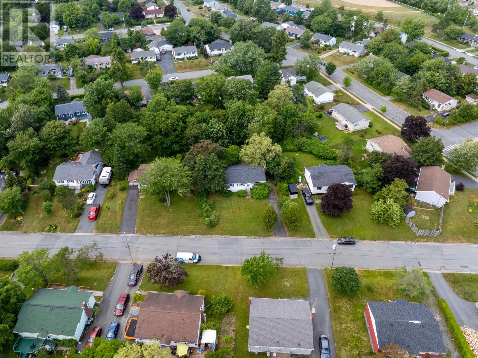 19 Digby Crescent, Dartmouth, Nova Scotia  B2W 2G1 - Photo 3 - 202519360