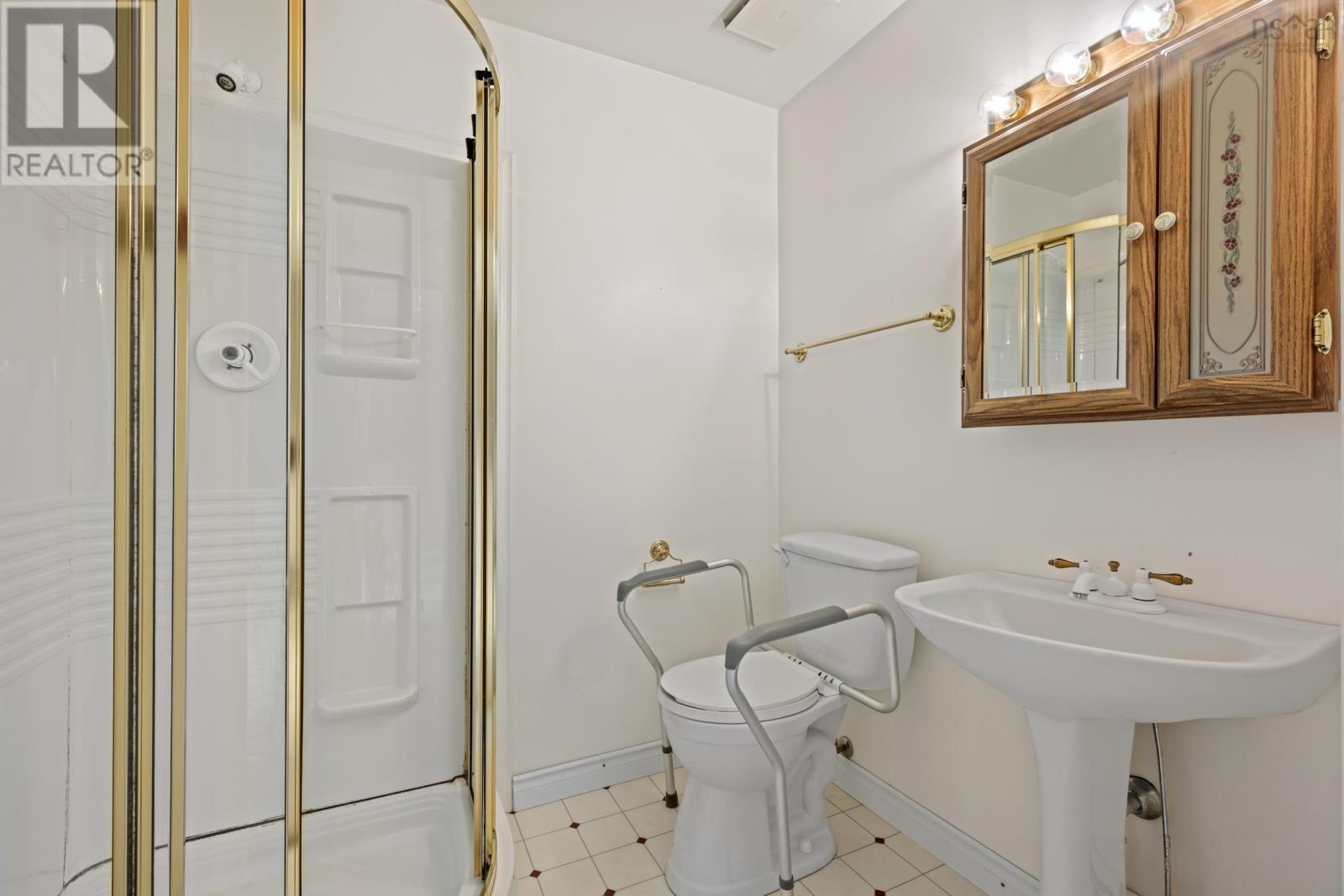52 Forest Road, Dartmouth, Nova Scotia  B3A 2M5 - Photo 34 - 202520046