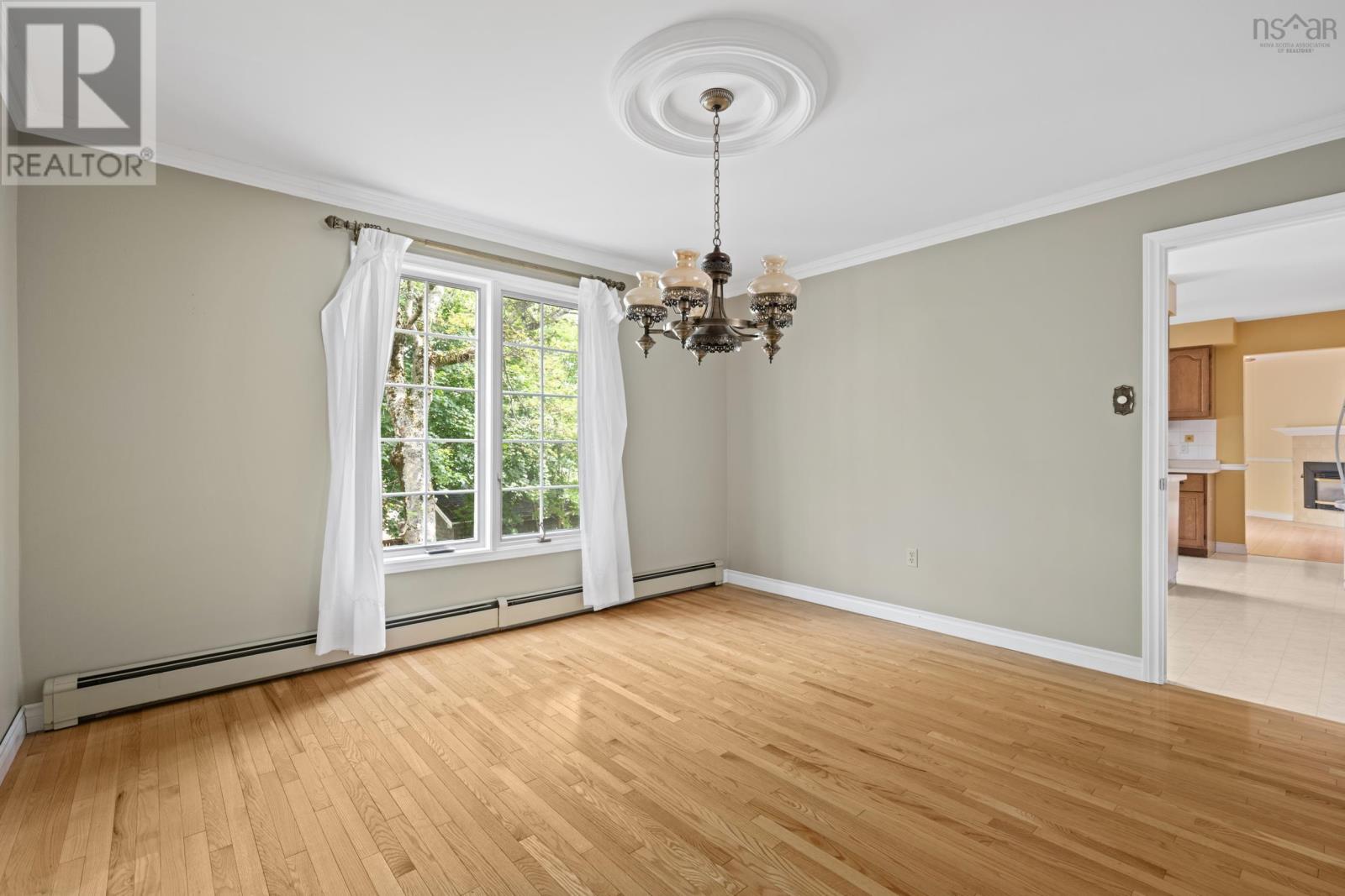 52 Forest Road, Dartmouth, Nova Scotia  B3A 2M5 - Photo 8 - 202520046