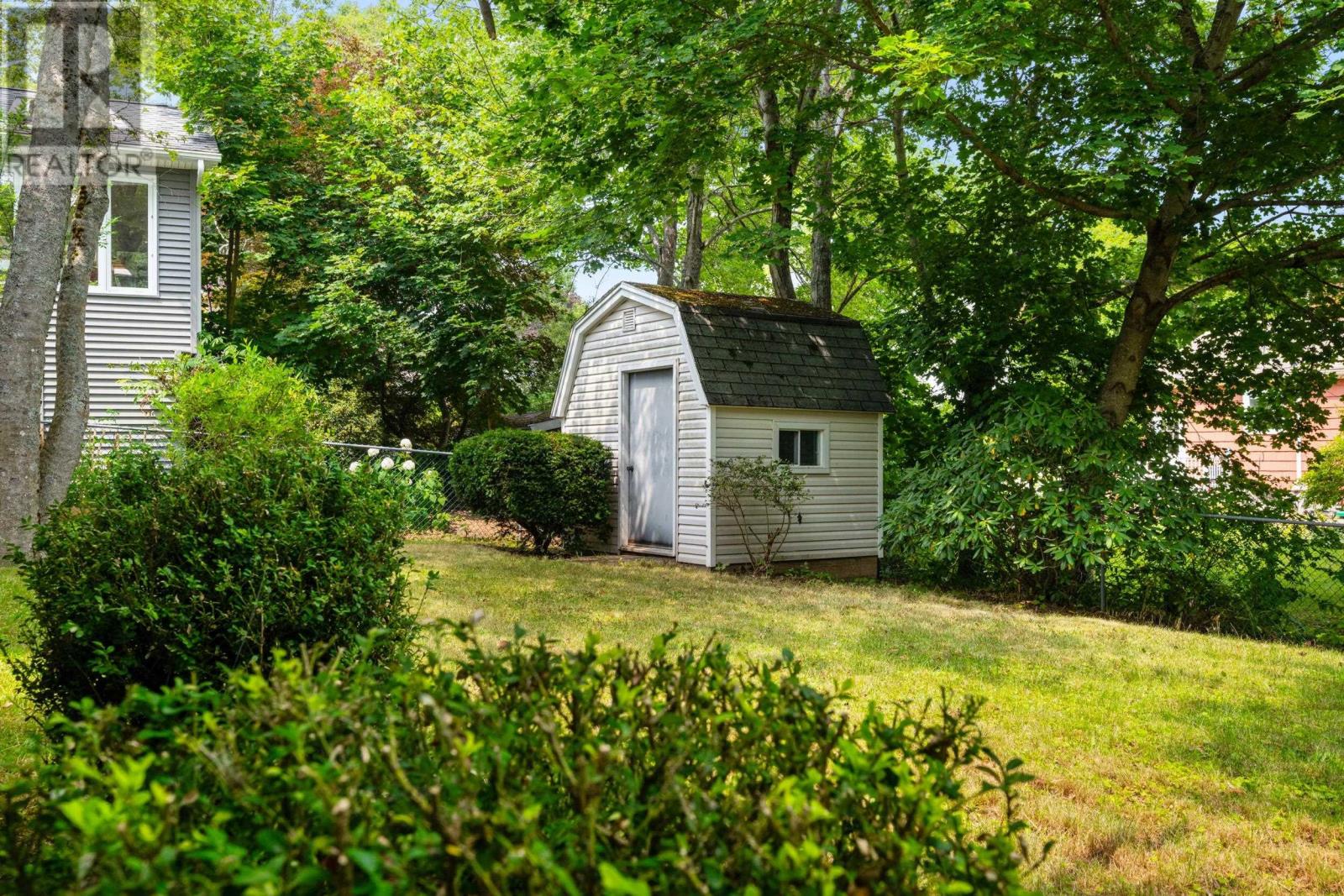 52 Forest Road, Dartmouth, Nova Scotia  B3A 2M5 - Photo 44 - 202520046