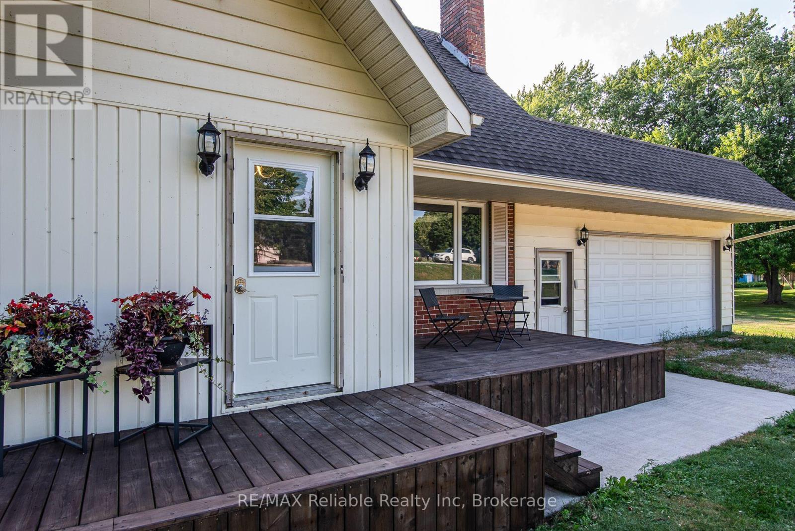 77825 London Road, Central Huron, Ontario  N0M 1L0 - Photo 2 - X12341546