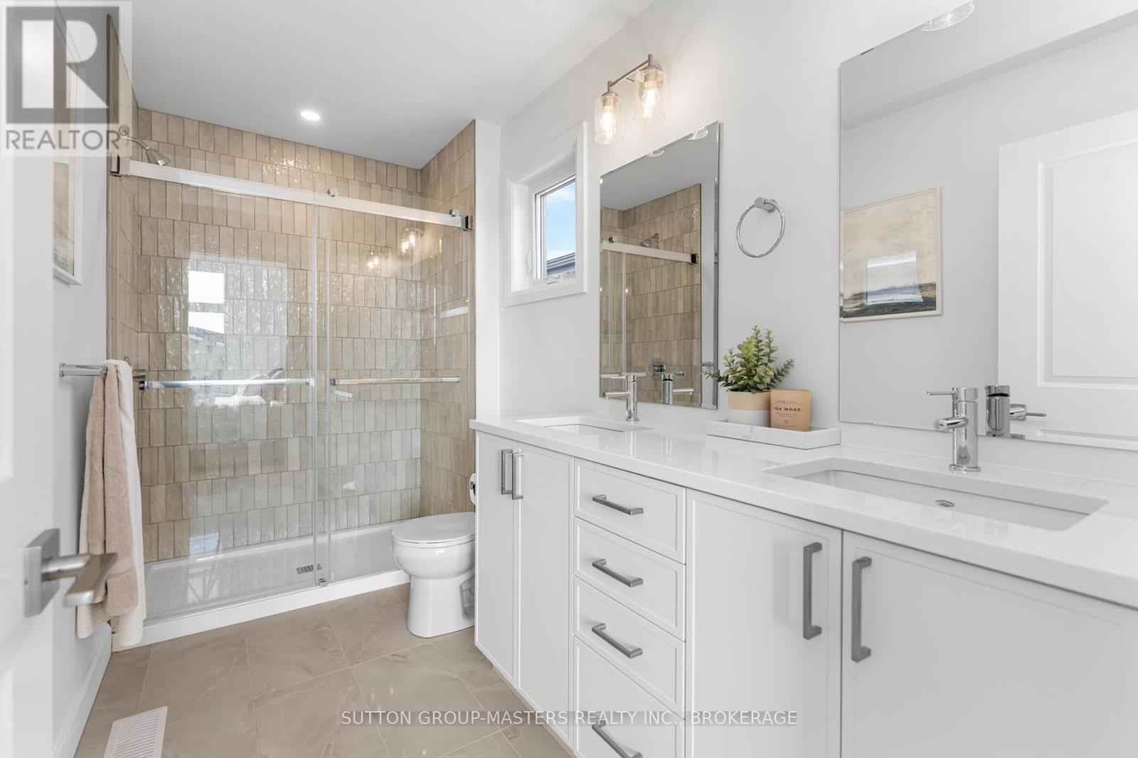 204 Superior Drive, Loyalist (Amherstview), Ontario  K7N 0E8 - Photo 20 - X12341598