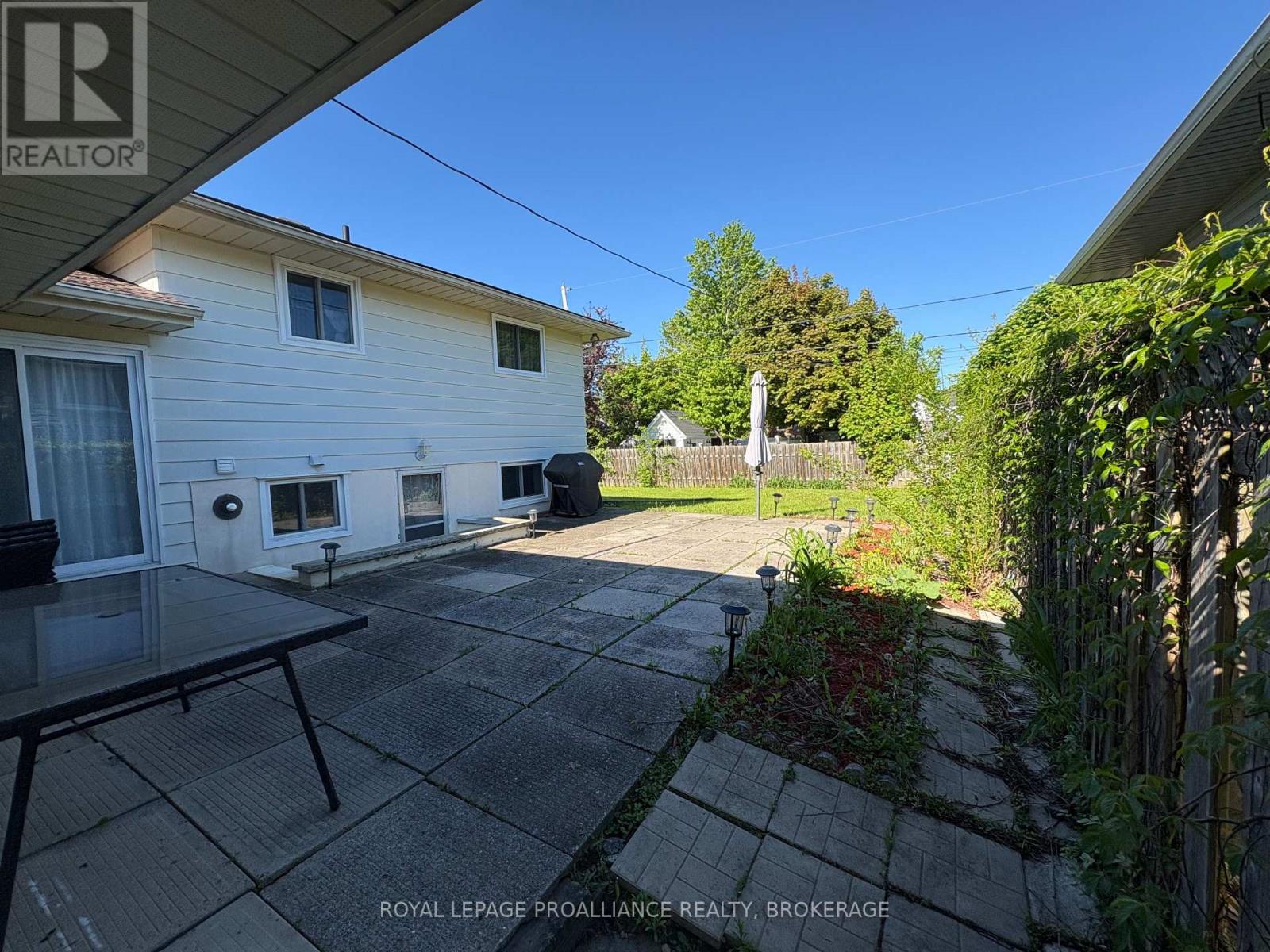 687 Harrow Place, Kingston, Ontario  K7M 5M1 - Photo 28 - X12341616