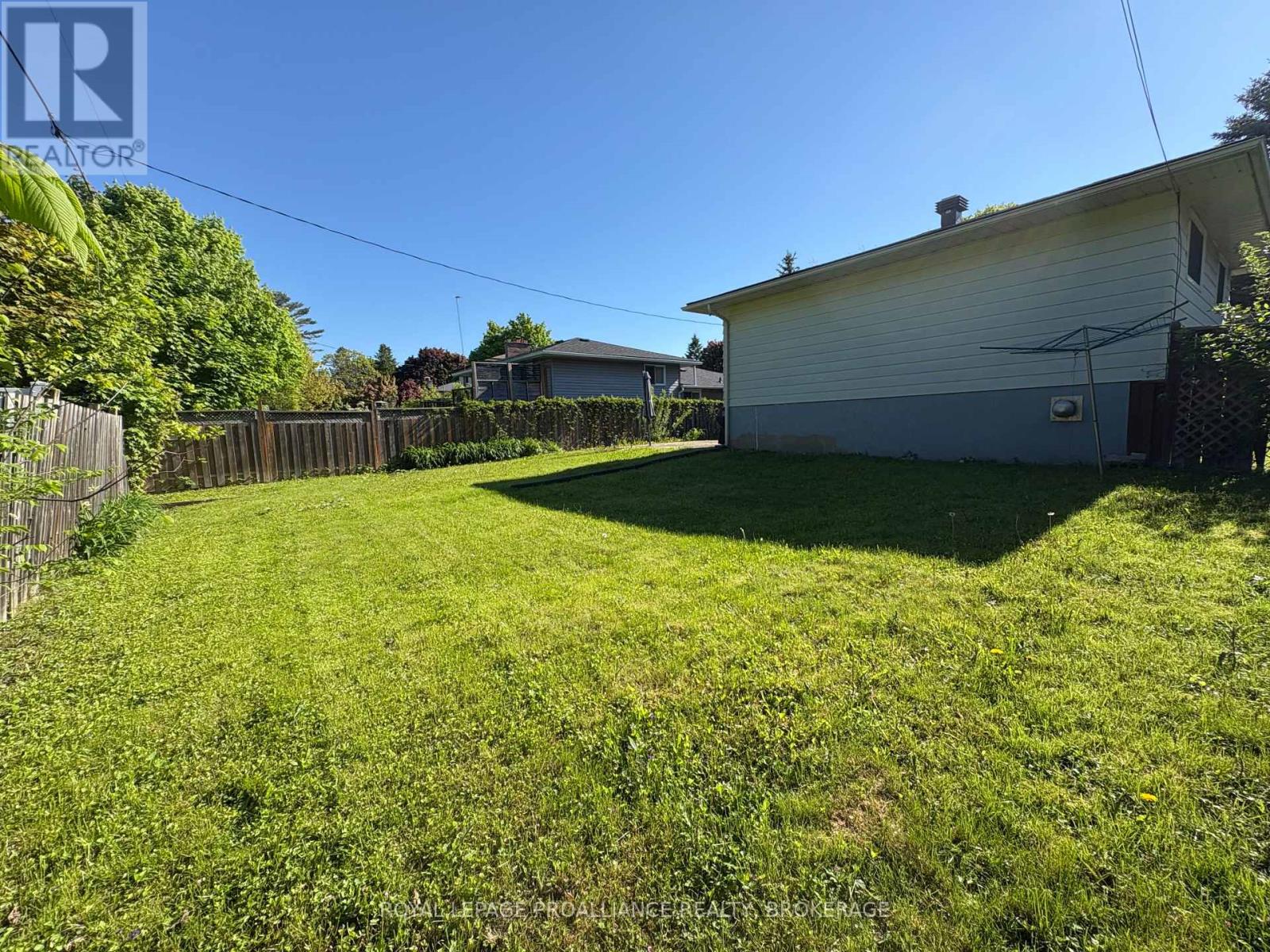 687 Harrow Place, Kingston, Ontario  K7M 5M1 - Photo 31 - X12341616