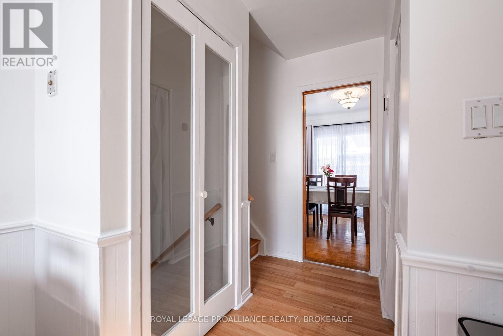 687 Harrow Place, Kingston, Ontario  K7M 5M1 - Photo 7 - X12341616