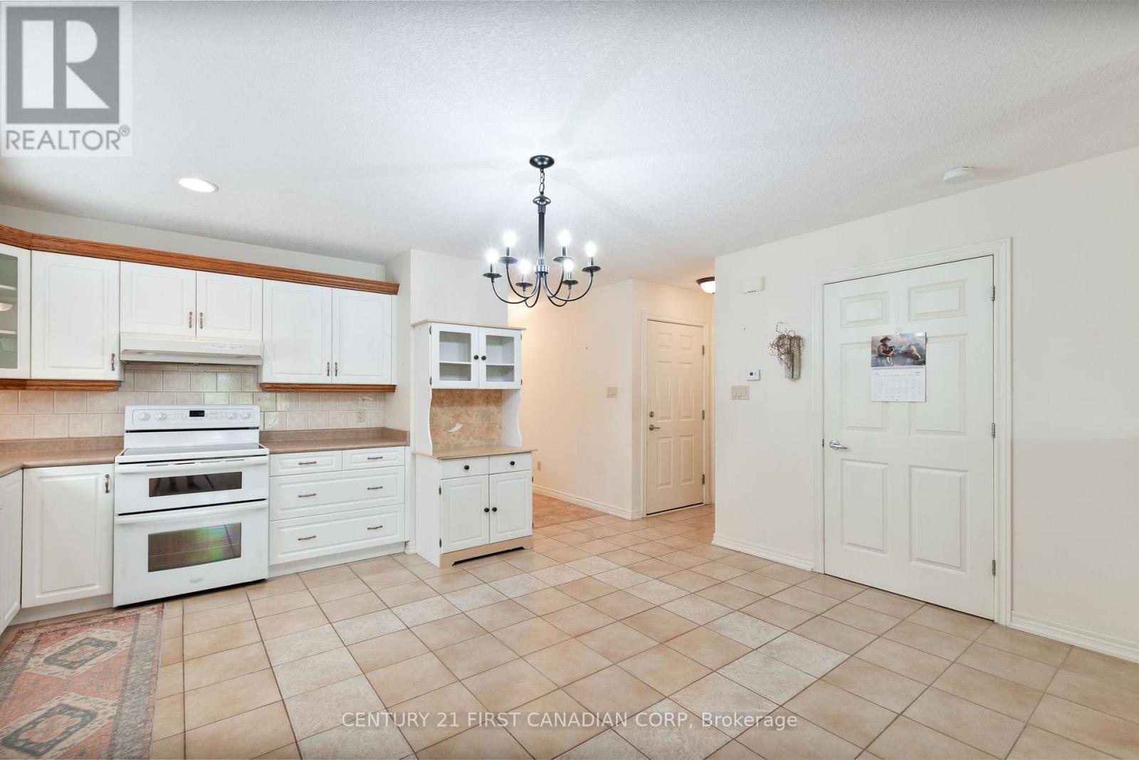 14 - 410 Burwell Road, St. Thomas, Ontario  N5P 4N6 - Photo 10 - X12341552