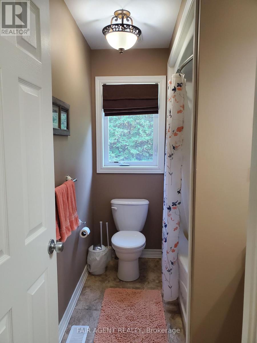 113 Scotts Hill Road, West Grey, Ontario  N4N 3B8 - Photo 17 - X12341579