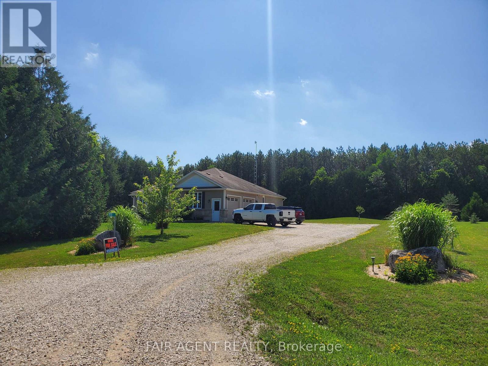 113 Scotts Hill Road, West Grey, Ontario  N4N 3B8 - Photo 3 - X12341579