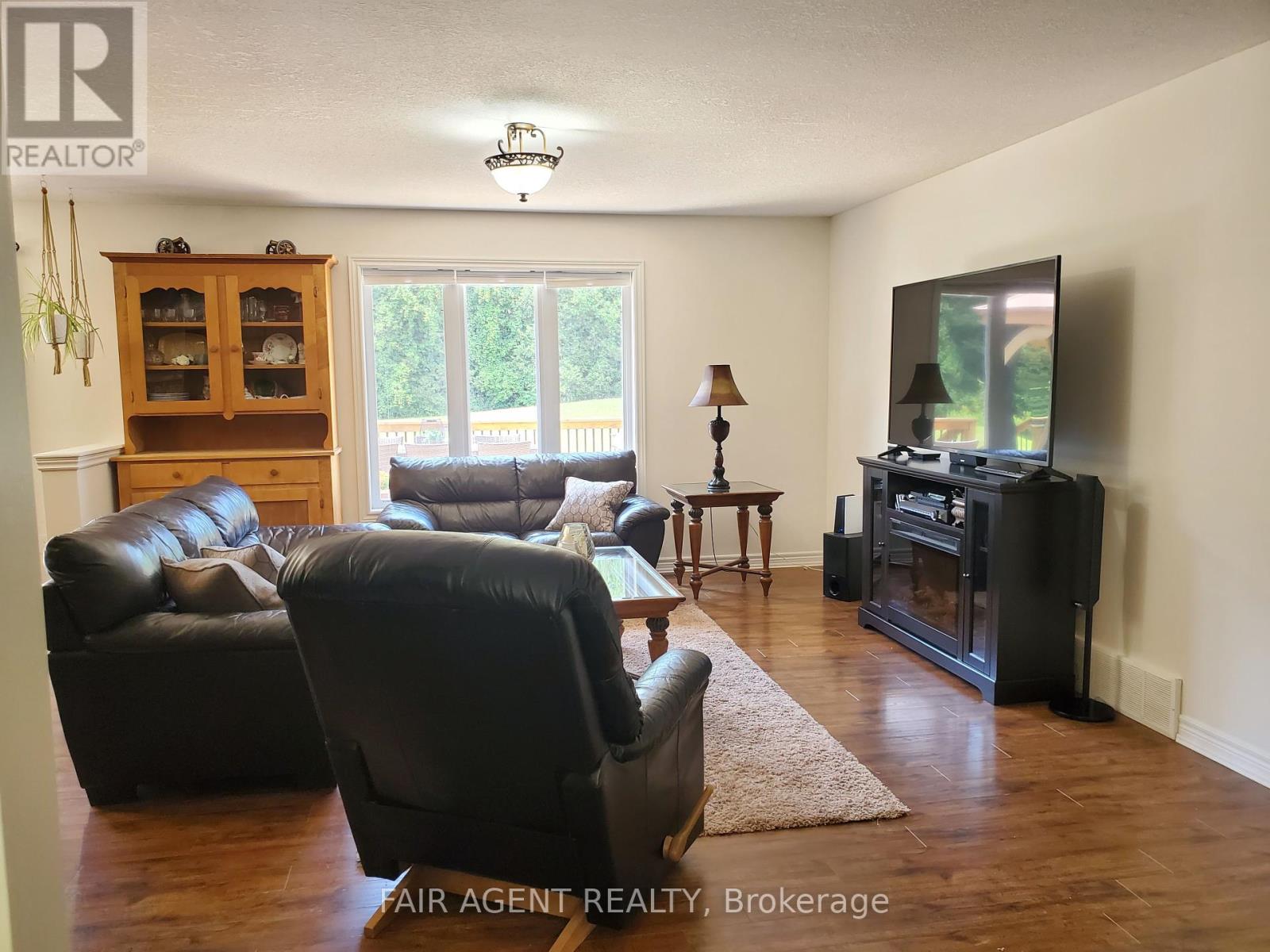 113 Scotts Hill Road, West Grey, Ontario  N4N 3B8 - Photo 5 - X12341579