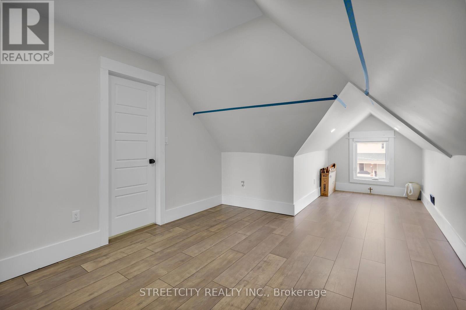 7 Myrtle Street, St. Thomas, Ontario  N5R 2E6 - Photo 29 - X12341697