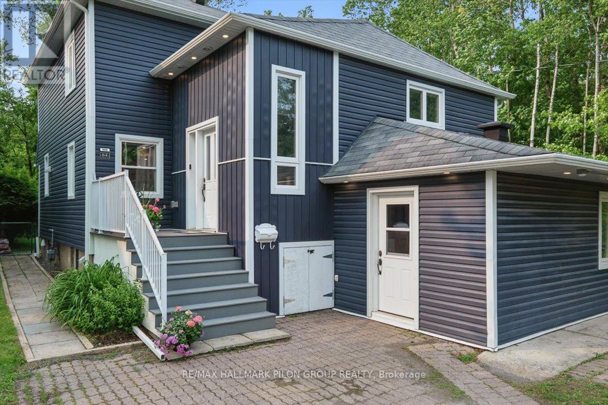 Property at 84 EASTPARK DRIVE image 2