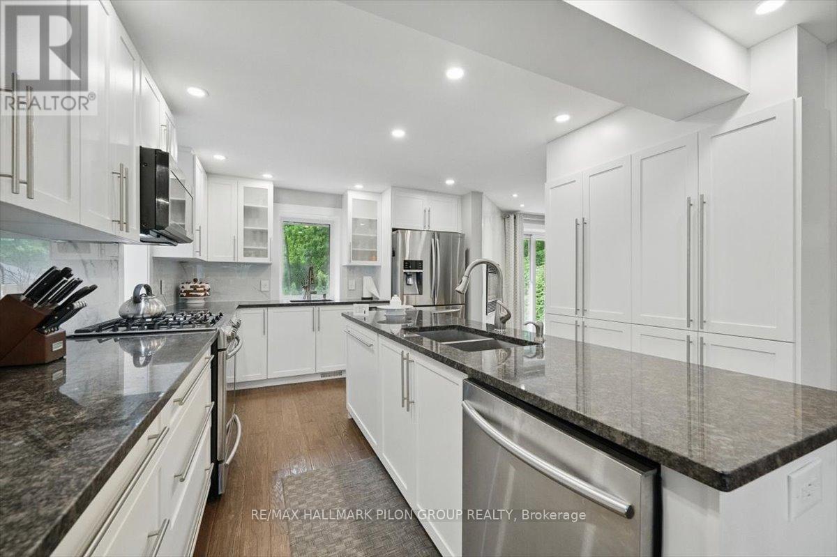 Property at 84 EASTPARK DRIVE image 3