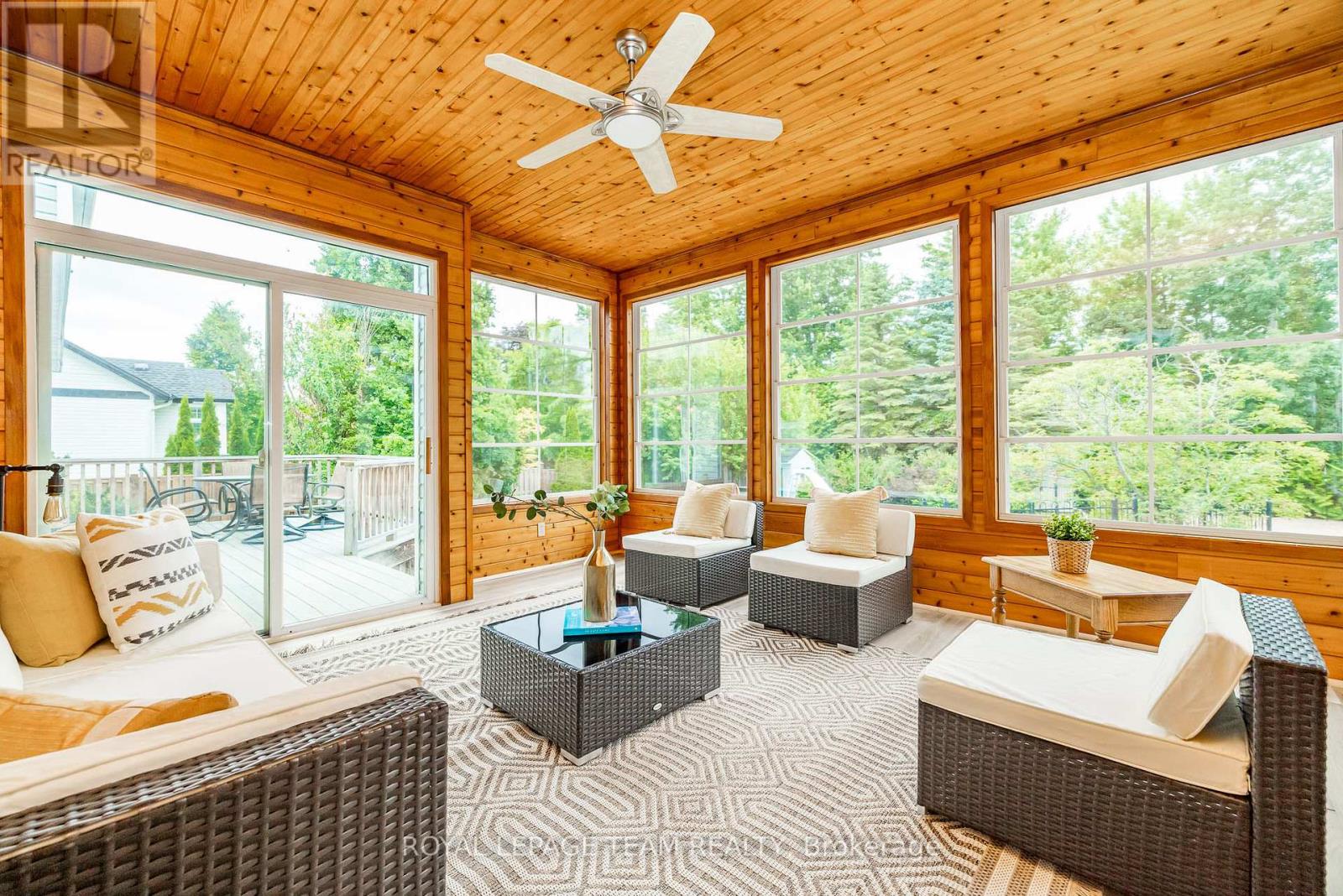 10 Beechgrove Gardens, Ottawa, Ontario  K2S 1W5 - Photo 38 - X12341642