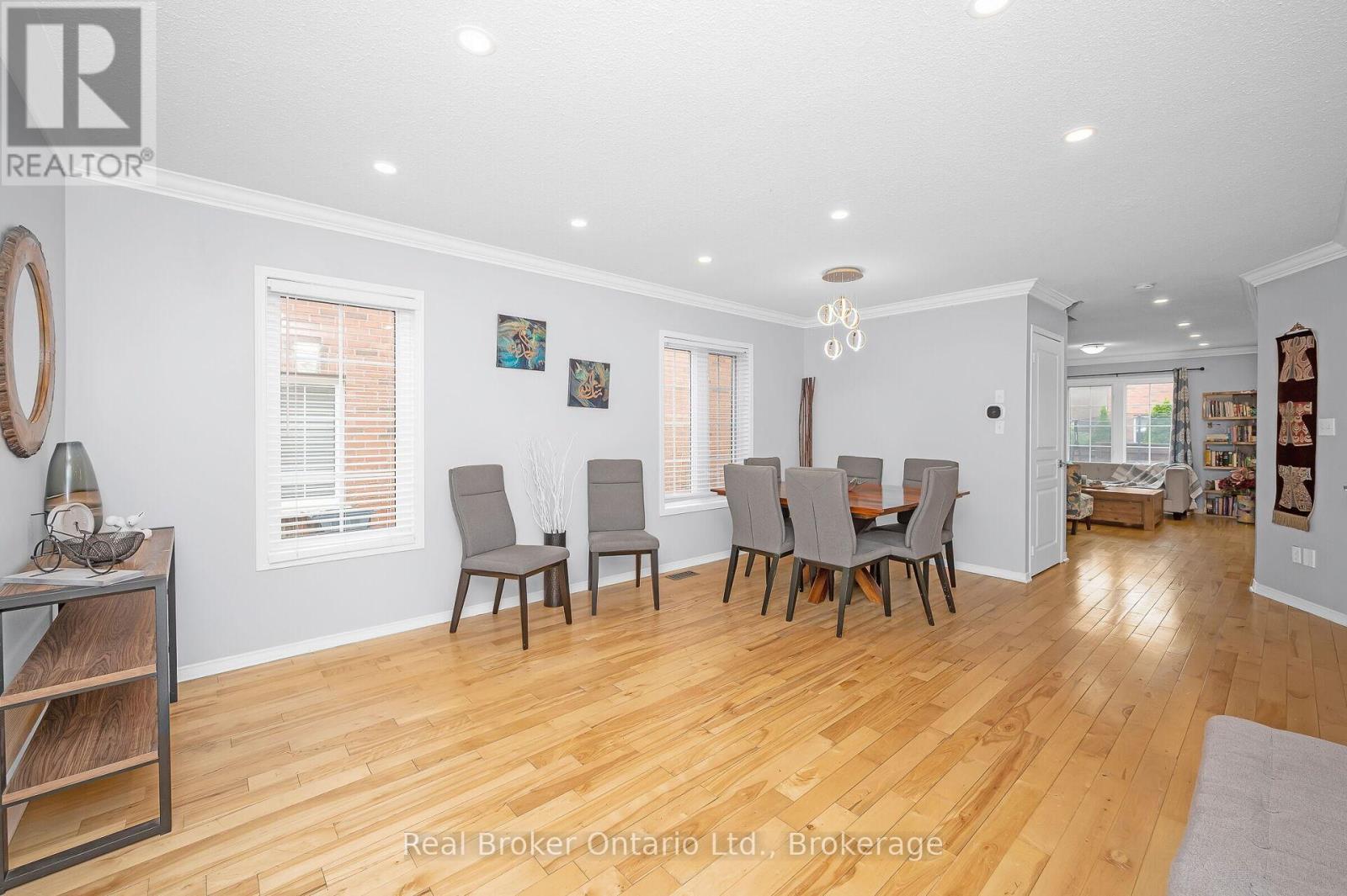 2458 Postmaster Drive, Oakville, Ontario  L6M 5A8 - Photo 9 - W12341643